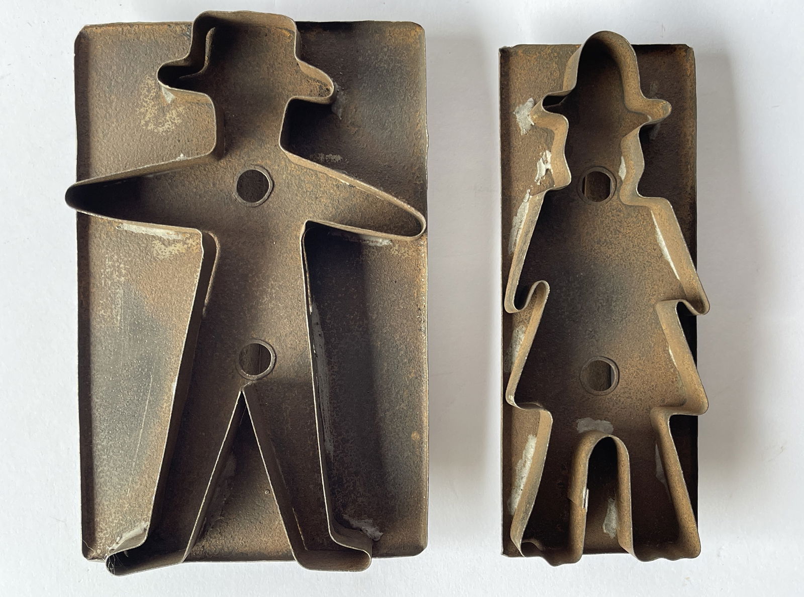 PAIR OF SHEET TIN GINGERBREAD PEOPLE COOKIE CUTTERS  OF A MAN AND WOMAN (1 of 2)