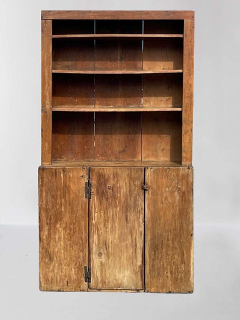 RARE 18TH C CANTBACK CUPBOARD IN ORIGINAL ATTIC SURFACE (1 of 8)