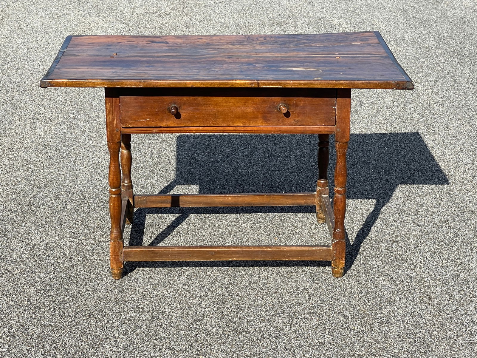 RARE 18TH C CT STRETCHER BASE TAVERN TABLE IN ORIGINAL SURFACE (1 of 5)
