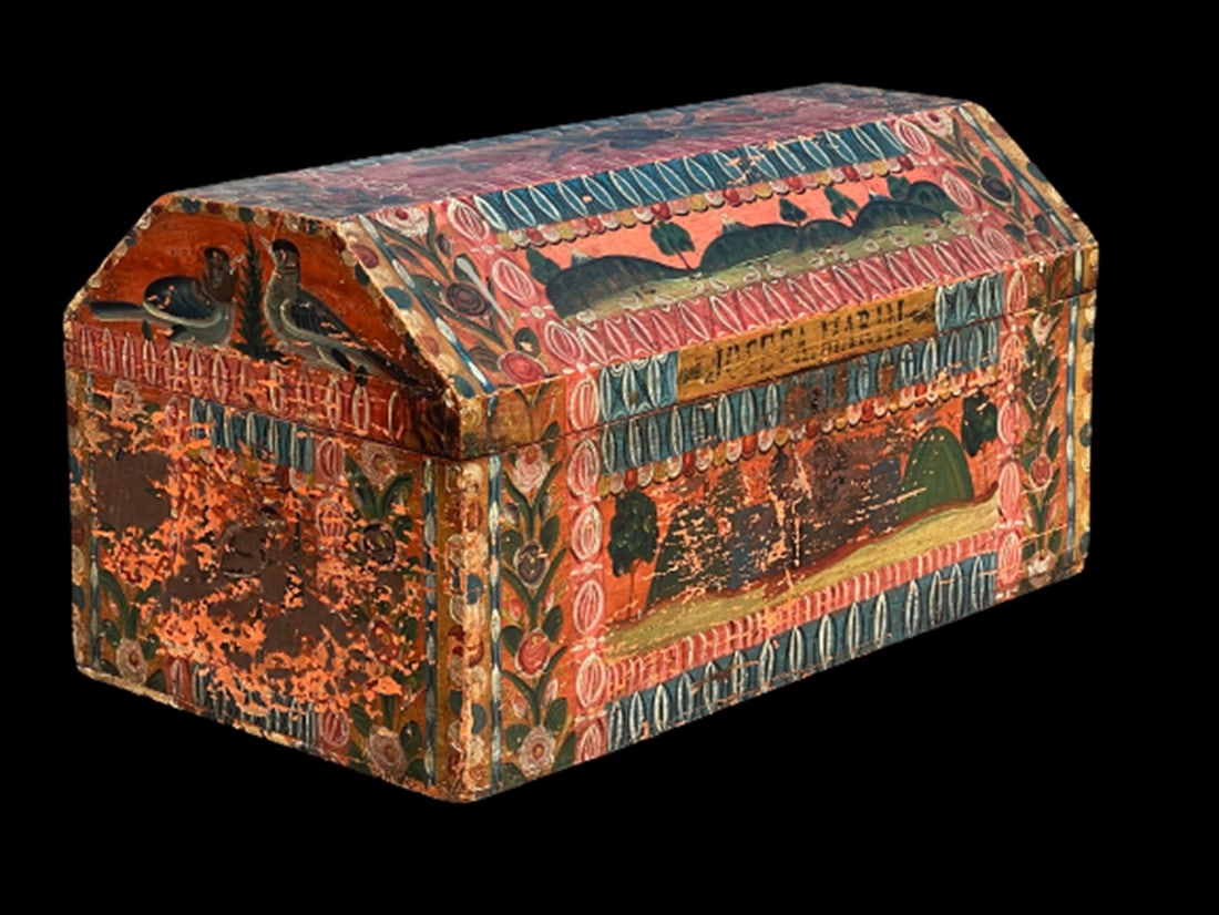 RARE 19TH C PA GERMAN PAINT DECORATED STORAGE BOX IN ORIGINAL PAINT WITH LOVEBIRDS AND TULIPS (1 of 9)