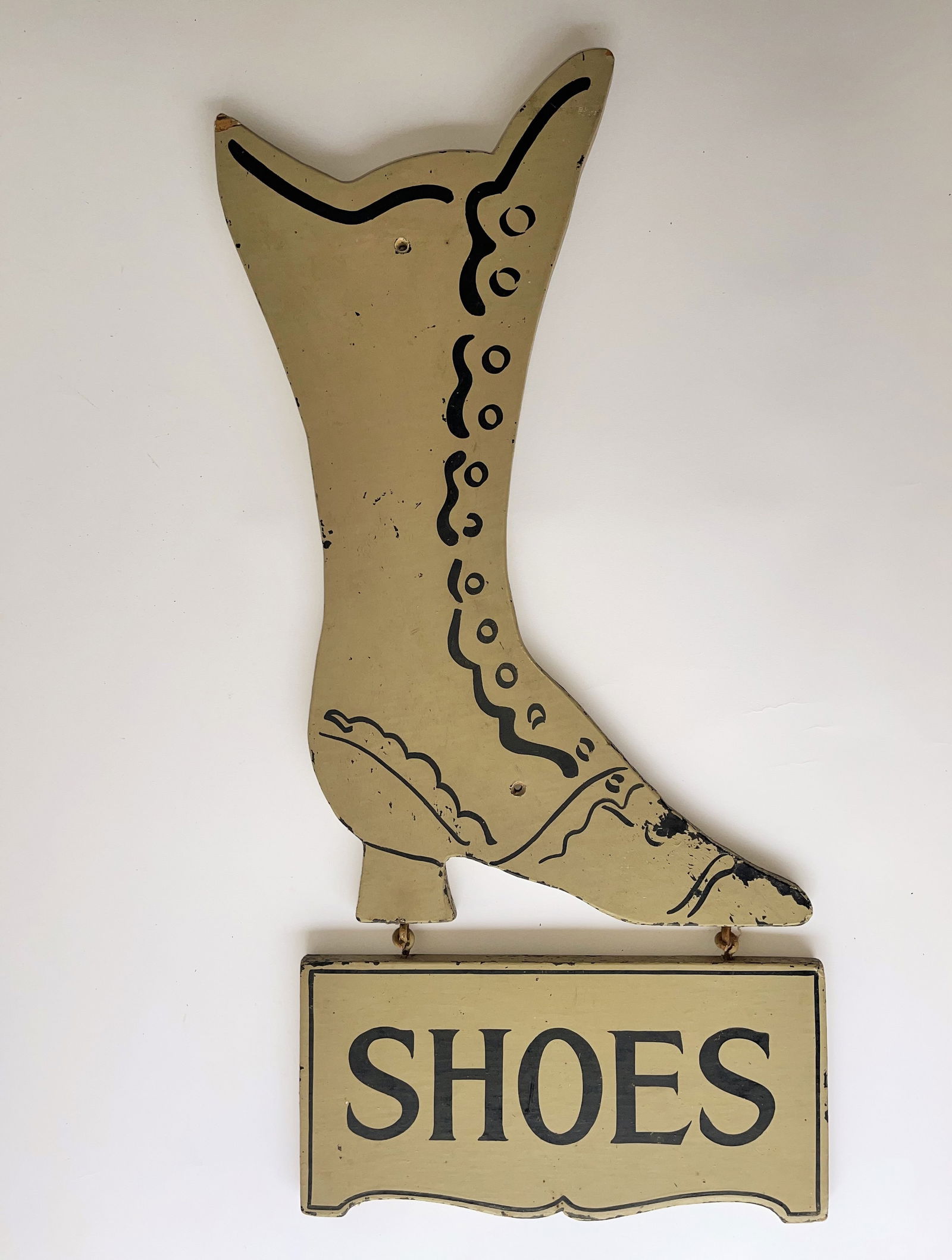 ANTIQUE TRADE SIGN FOR SHOES (1 of 3)