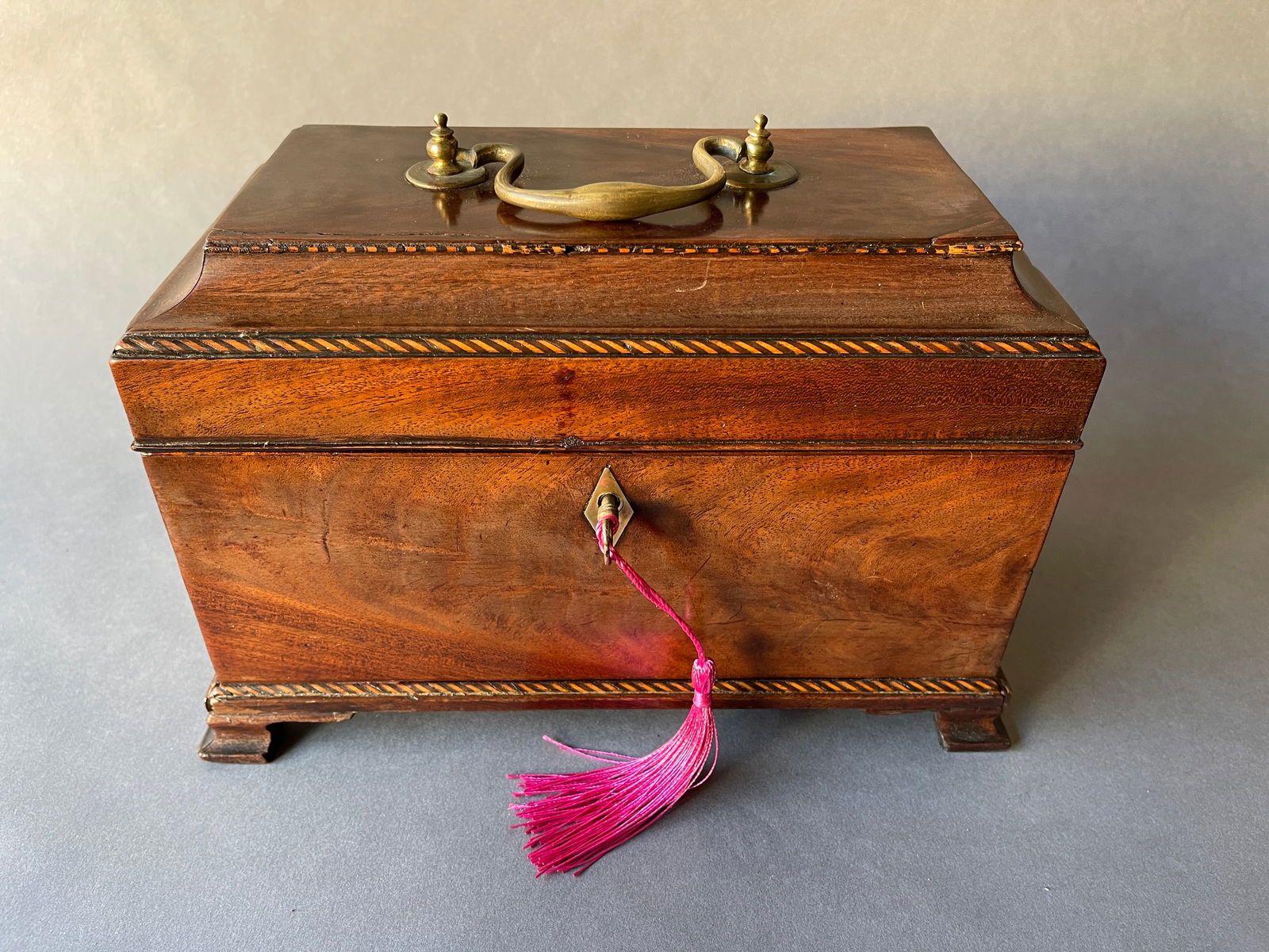 CHIPPENDALE TEA CADDY (1 of 5)