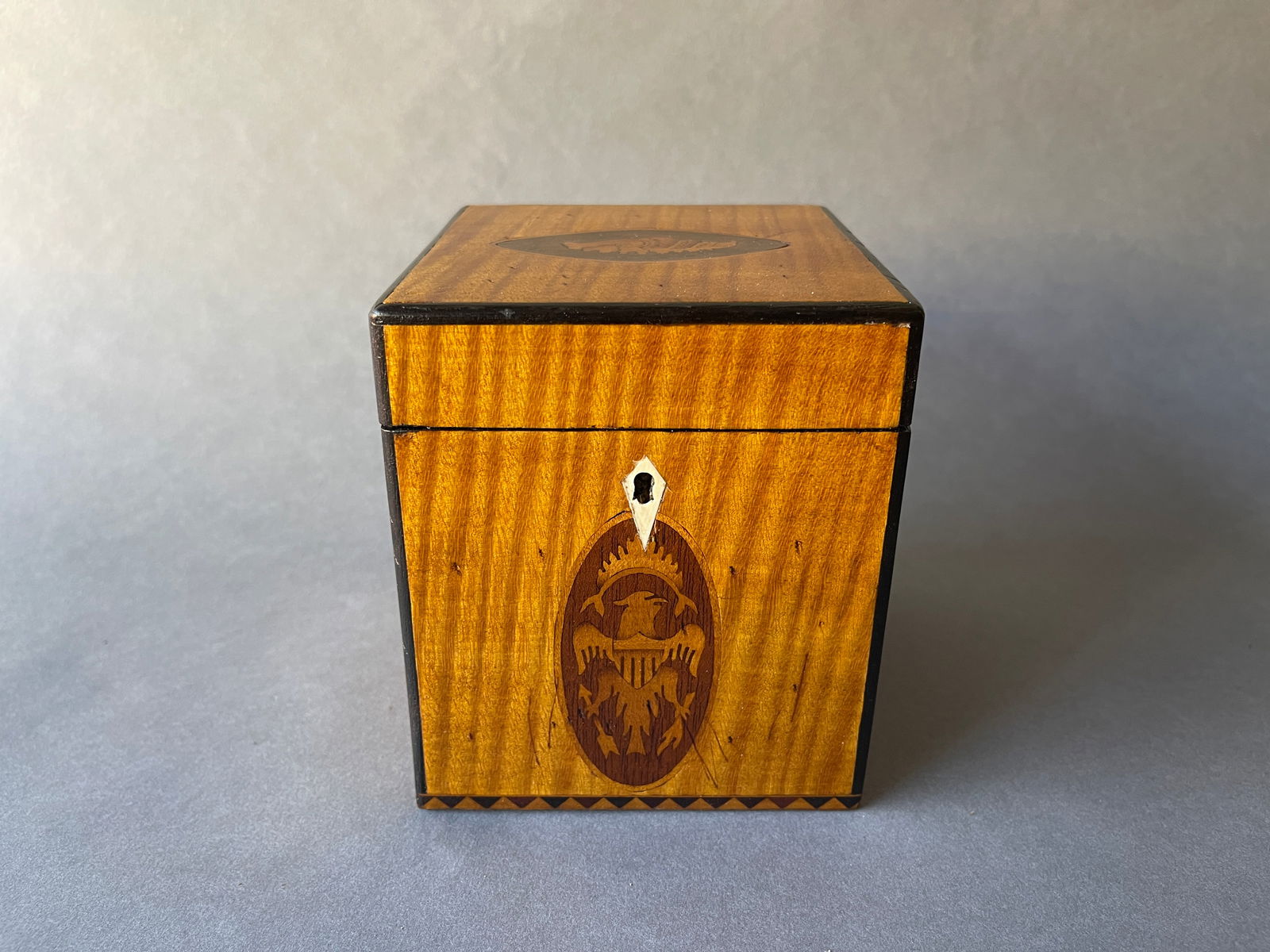 SQUARE TIGER MAPLE TEA CADDY (1 of 8)