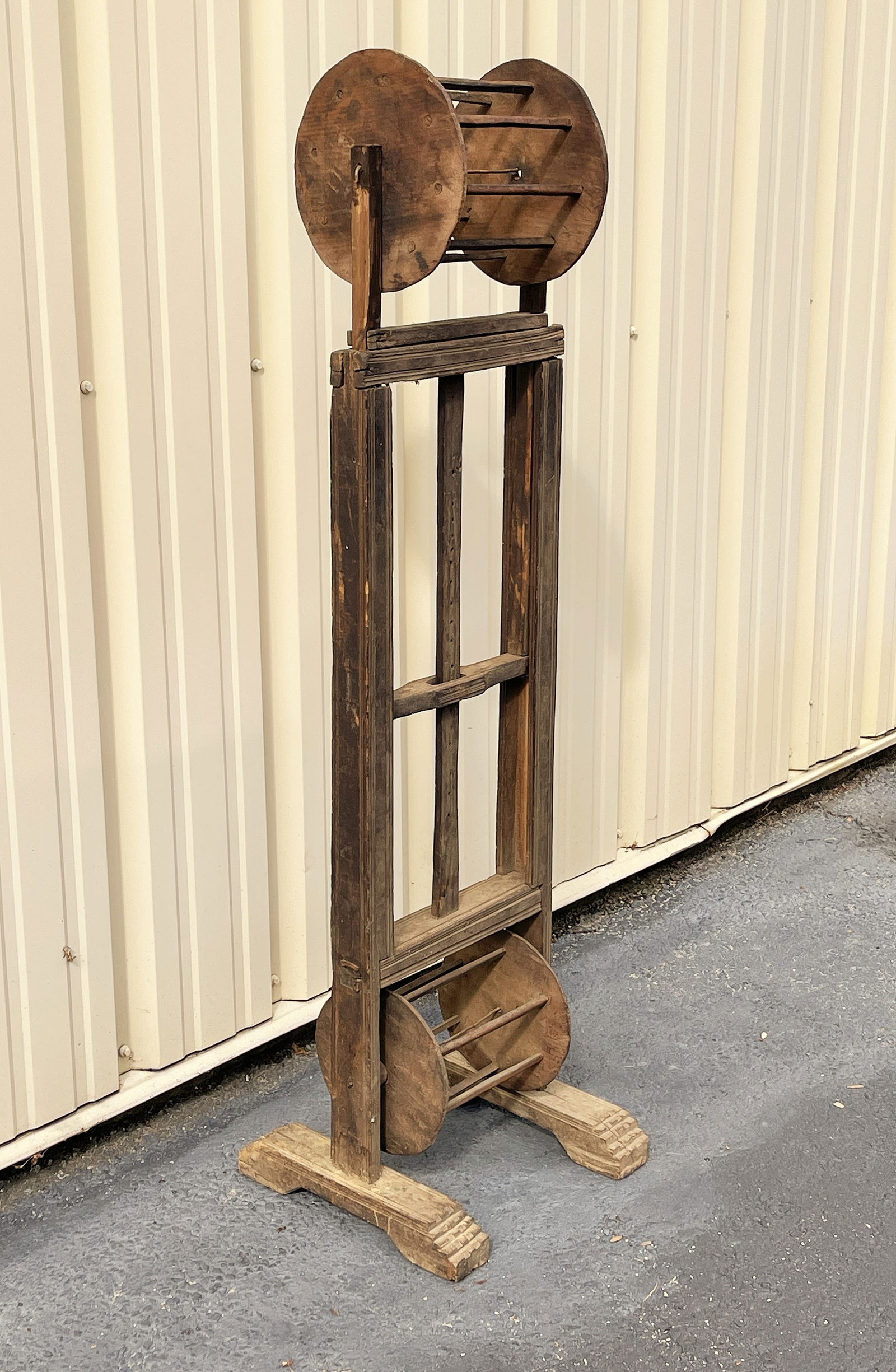 EARLY RARE ADJUSTABLE YARN SKEIN WINDER (1 of 5)