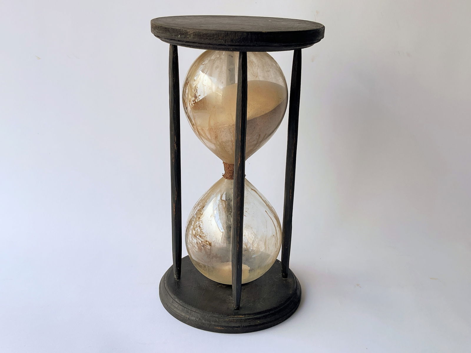 LARGE VINTAGE PAINTED SAND TIMER (1 of 4)