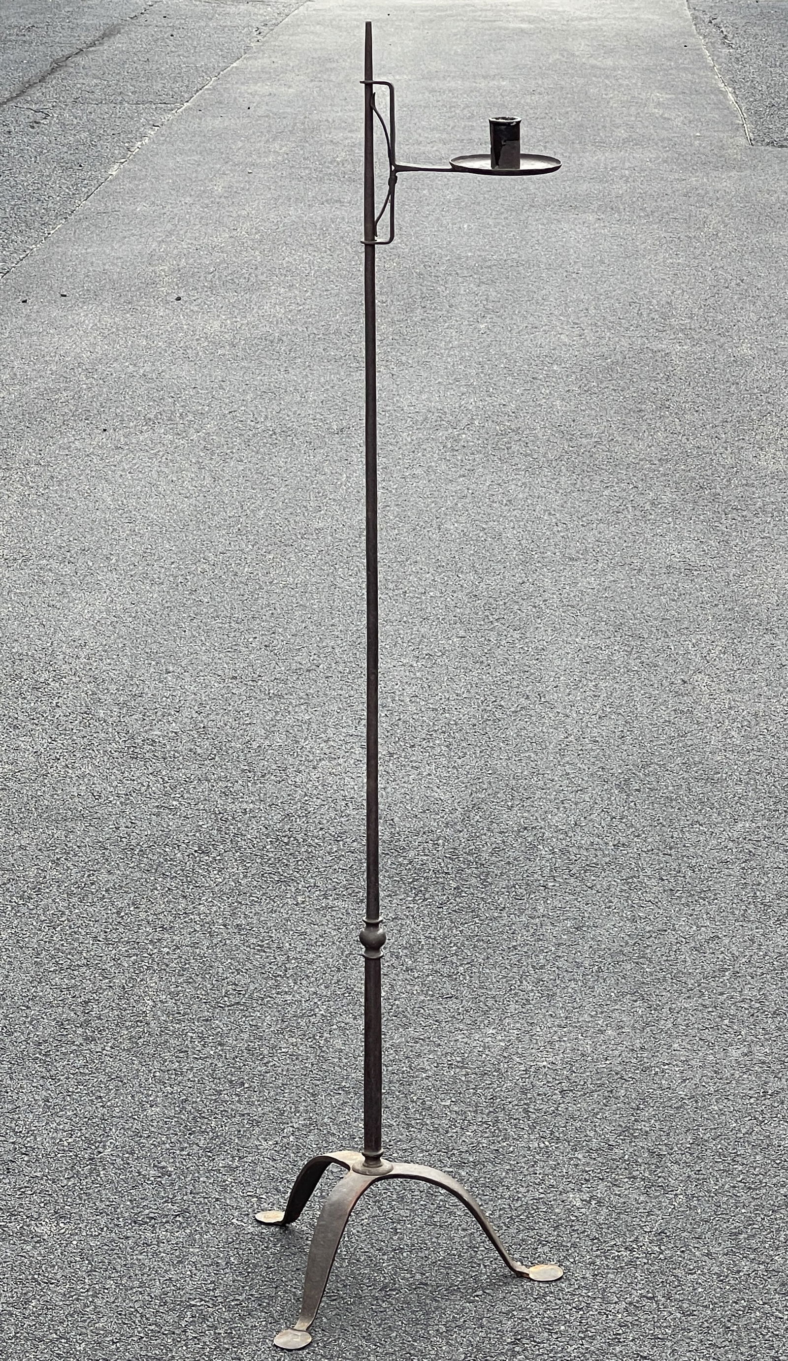 18TH C PENNY FOOTED FORGED IRON CANDLE STANDARD (1 of 4)