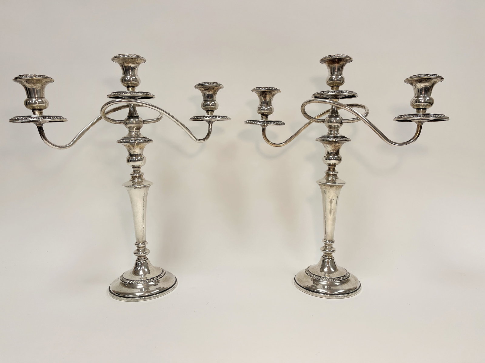 MATCHED PAIR OF FINE STERLING CANDELABRAS SIGNED REVERE: MATCHED PAIR OF FINE STERLING CANDELABRAS SIGNED REVERE, STERLING 659, 17W X 18T