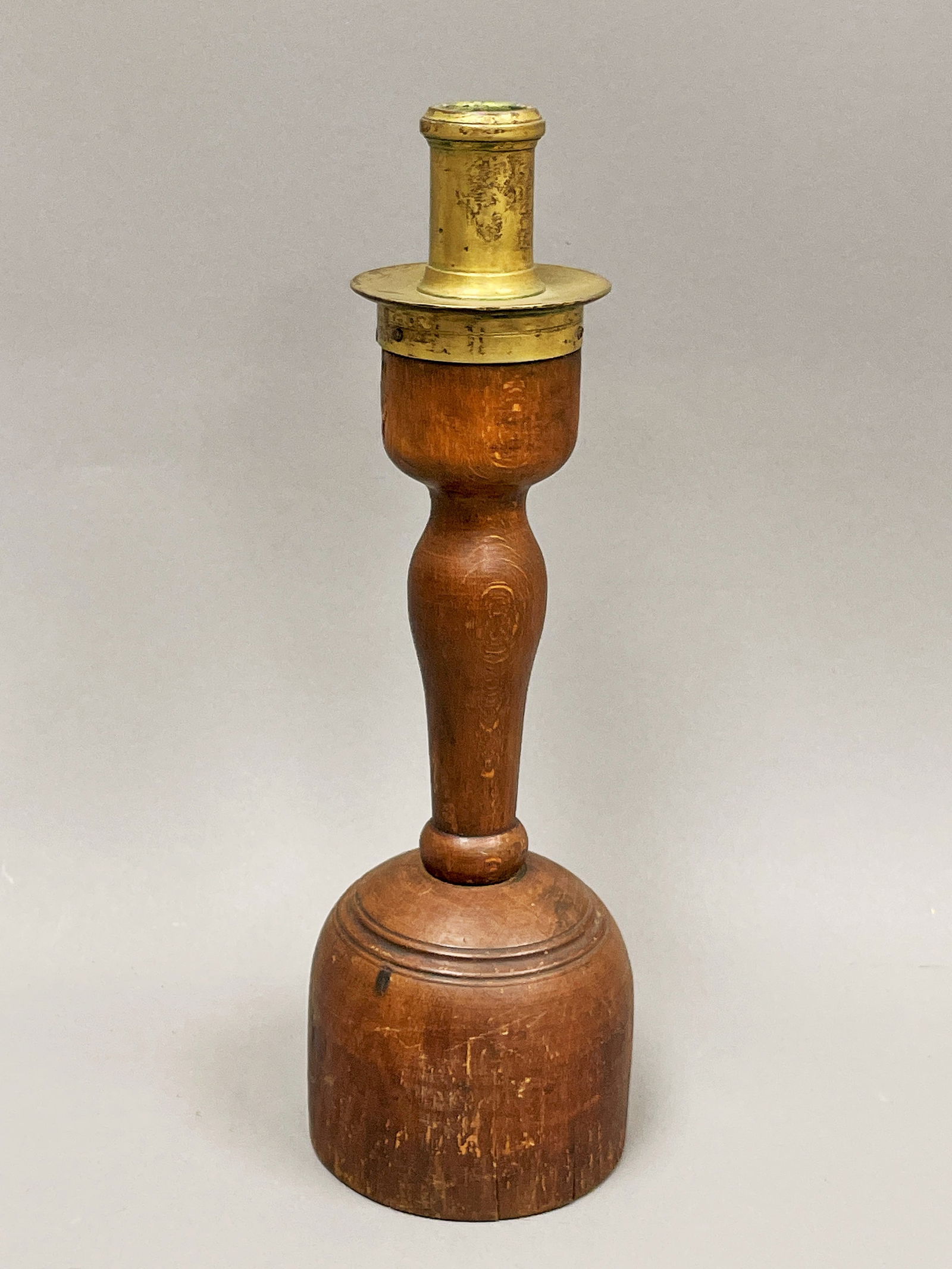 18TH C BRASS CANDLE CUP WITH CARVED WOODEN BASE (1 of 3)