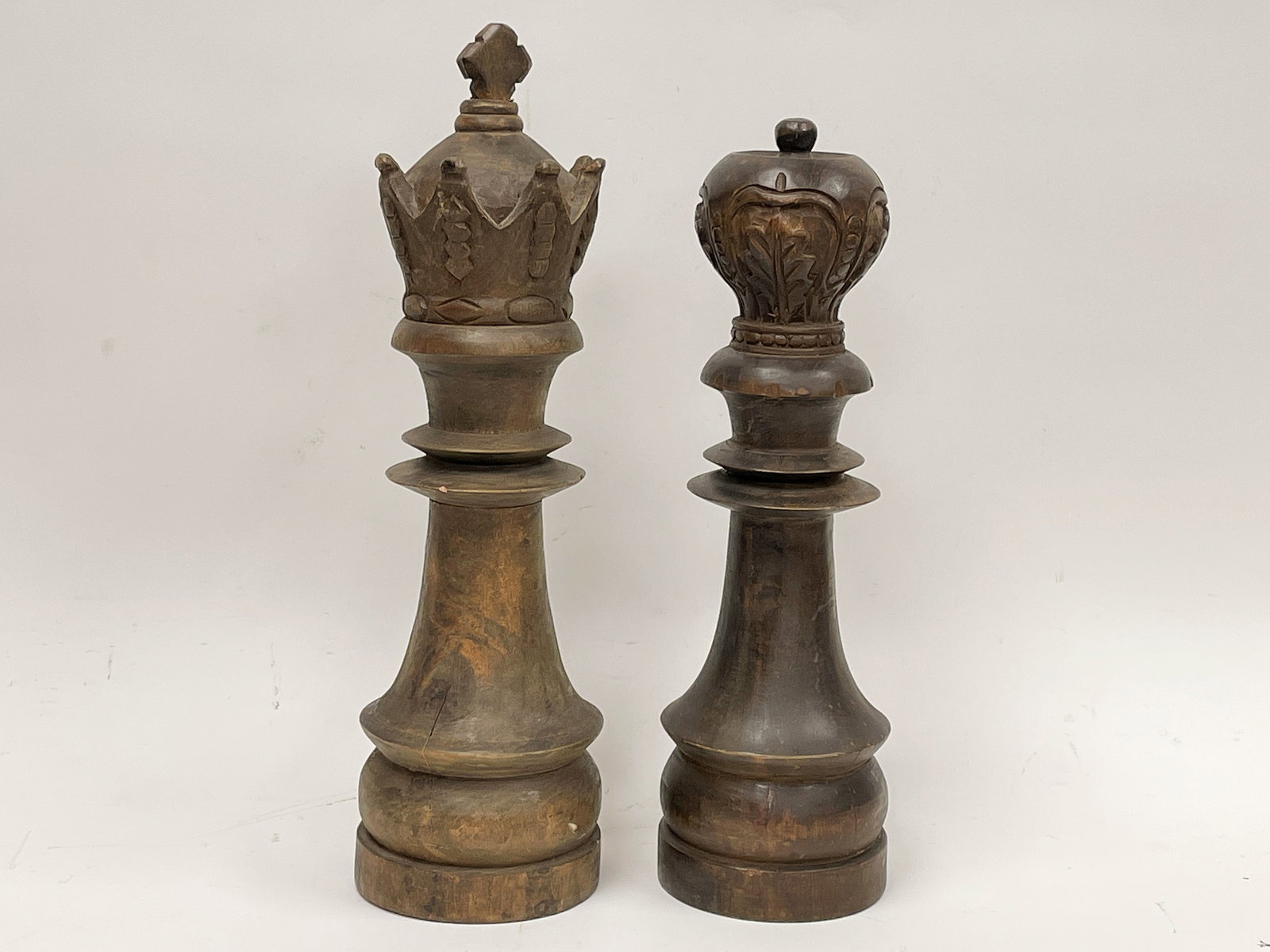 TWO OVERSIZED CARVED WOODEN CHESS PIECES KING AND QUEEN (1 of 4)