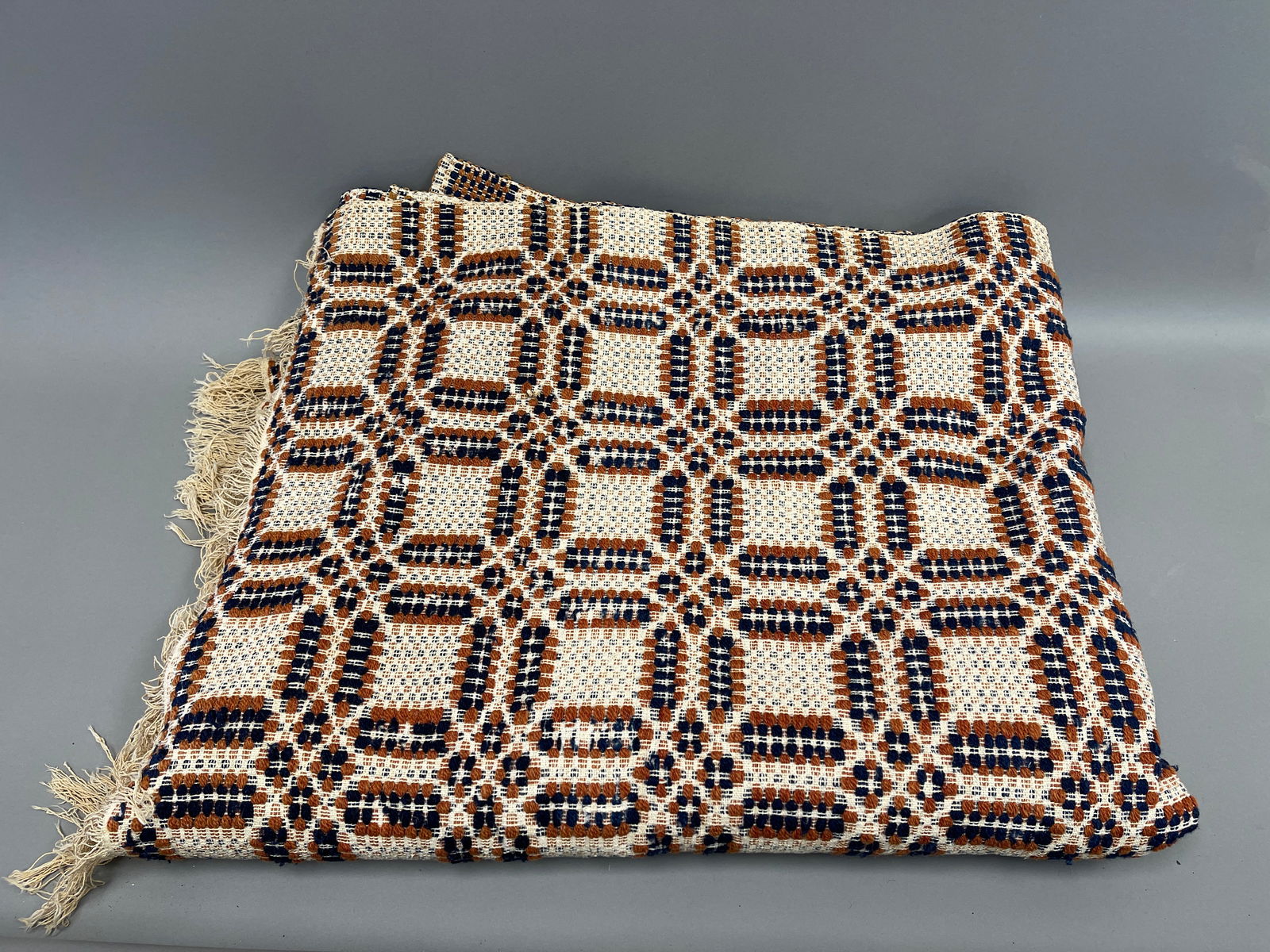 BLUE , ORANGE AND TAN WOVEN AMERICAN COVERLET (1 of 2)
