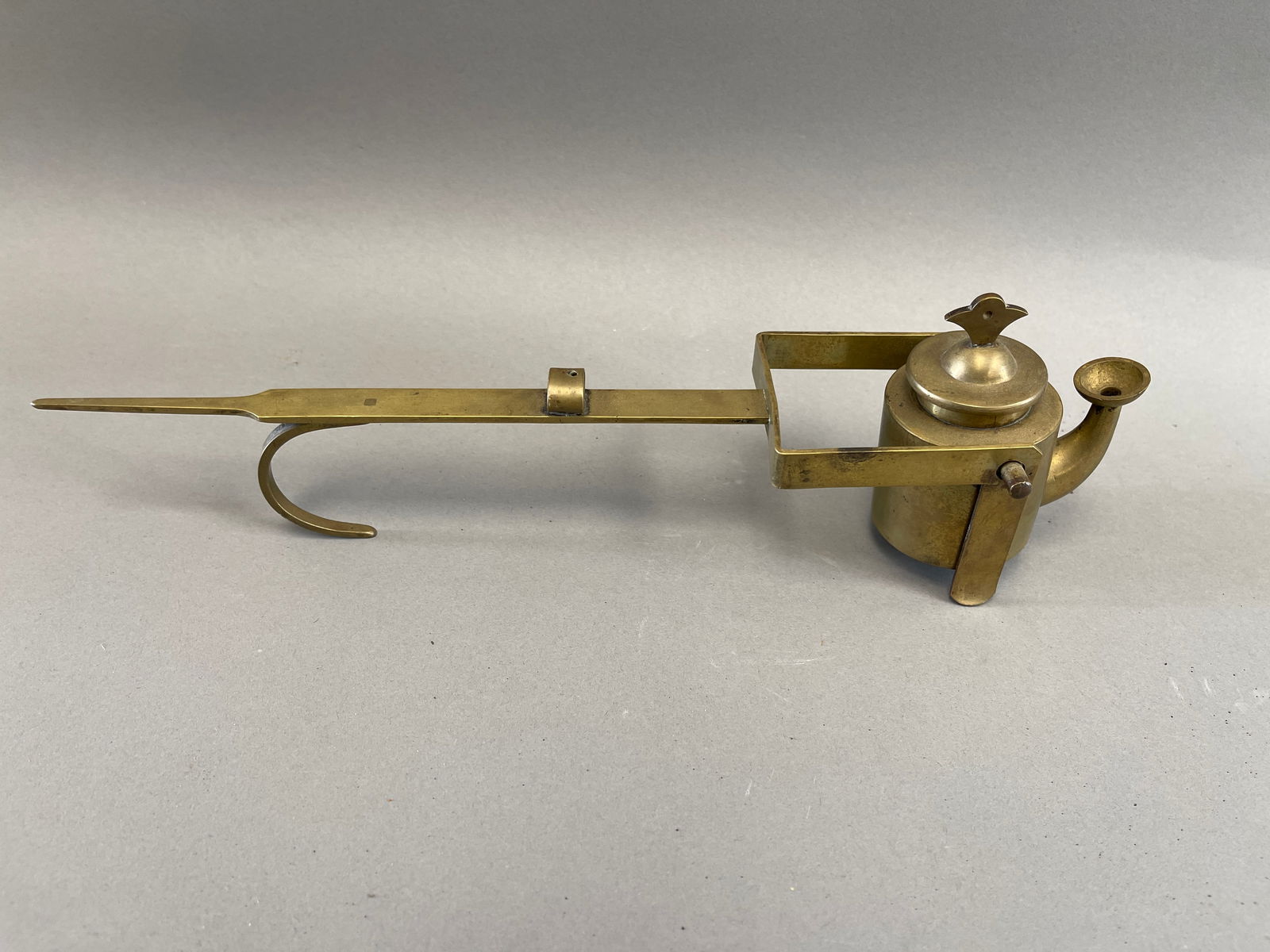 LATE 18TH C KETTLE TYPE BRASS GIMBAL LAMP (1 of 3)