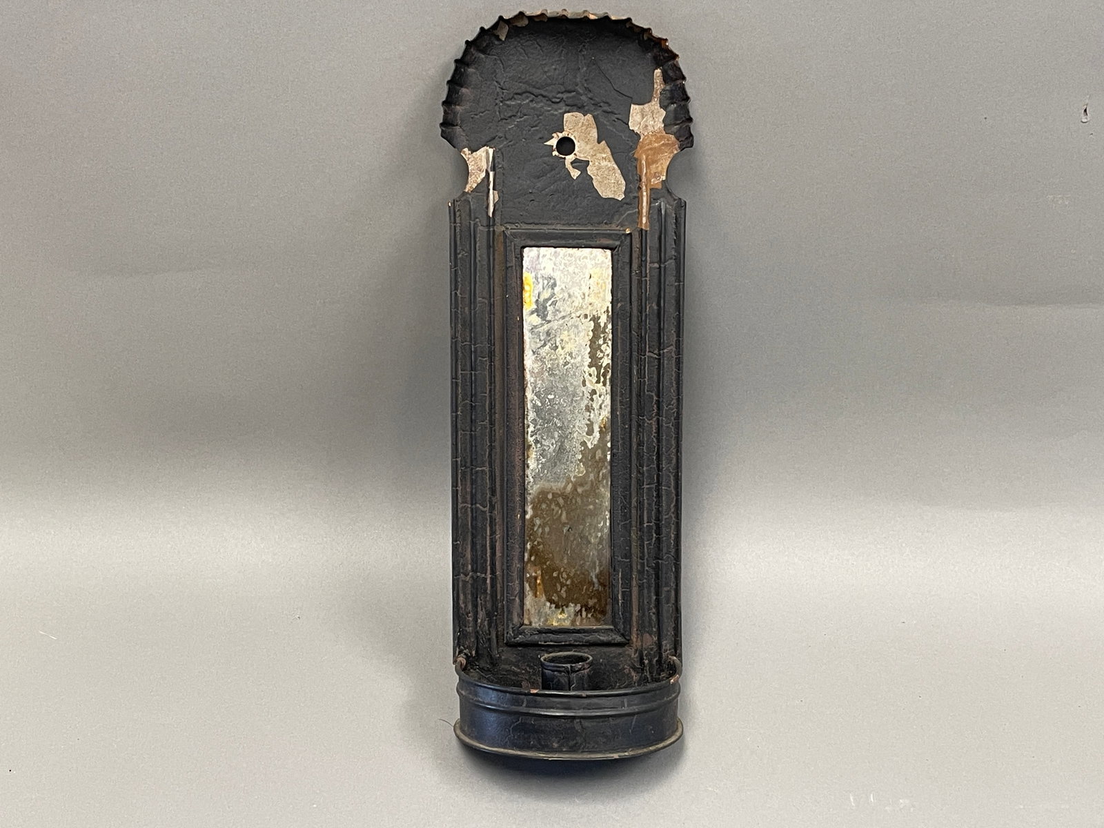 IRON MIRRORED CANDLE SCONCE IN BLACK PAINT: IRON MIRRORED CANDLE SCONCE IN BLACK PAINT 14"