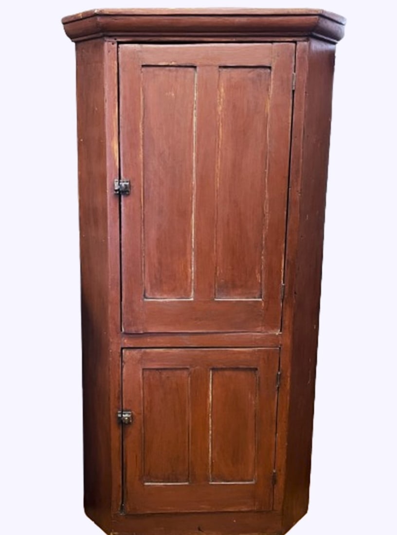 LATE 18TH C RED TWO DOOR CORNER CUPBOARD (1 of 7)