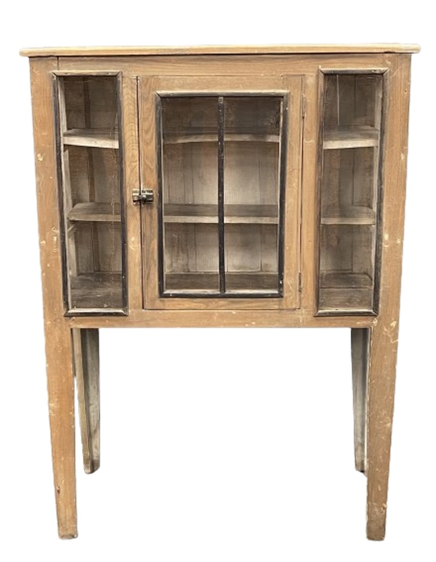 OLD COUNTRY AMERICAN PIE SAFE W/ COPPER SCREENS (1 of 4)