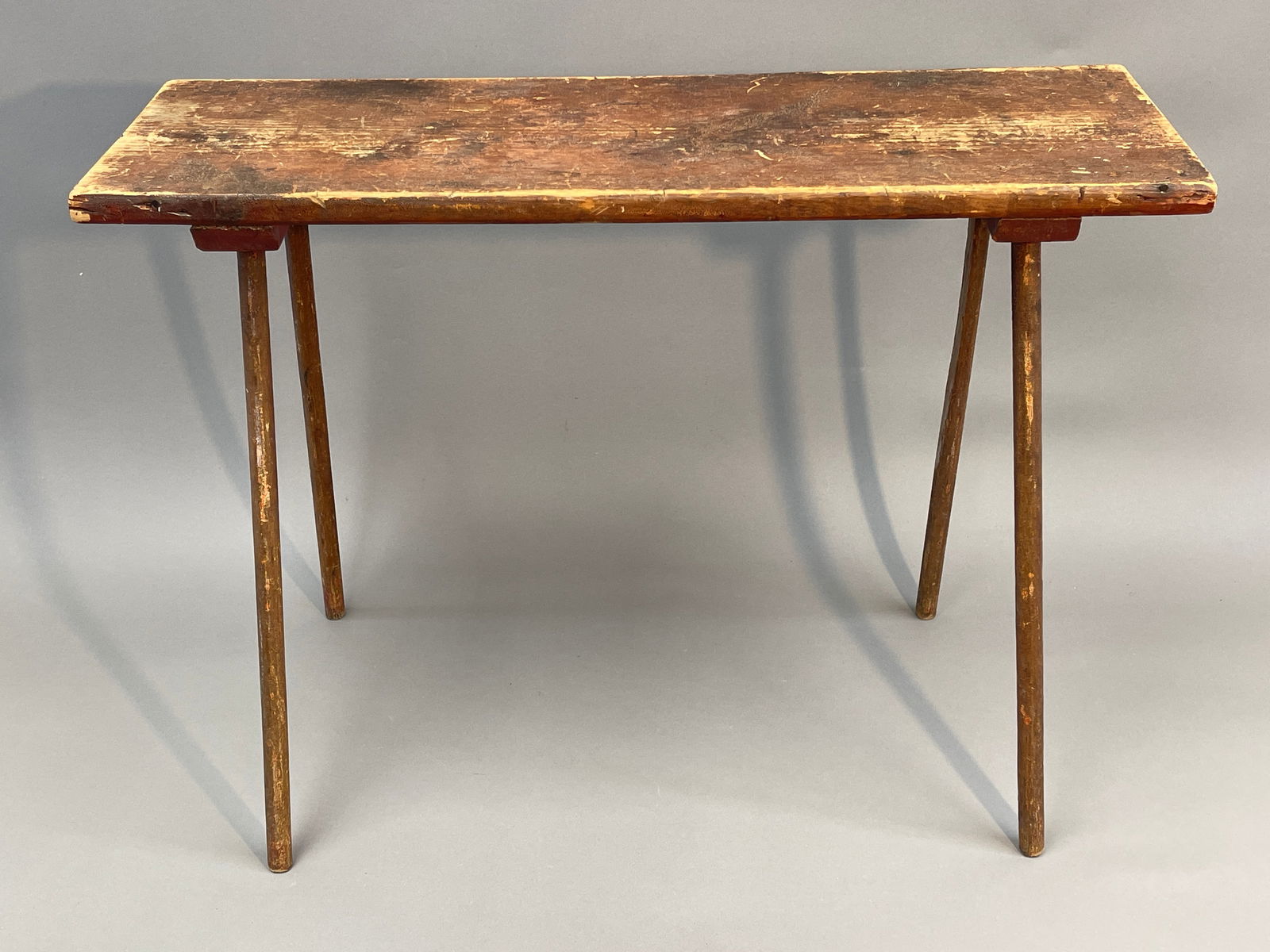 SPLASH SPLAYED LEG BENCH (1 of 3)