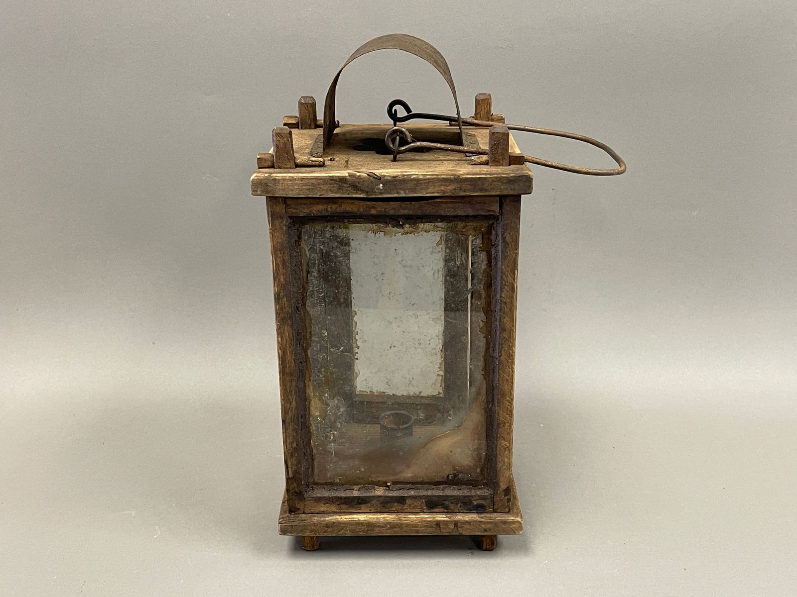 NEAT OLD WOODEN BARN LANTERN IN NICE FINISH (1 of 5)