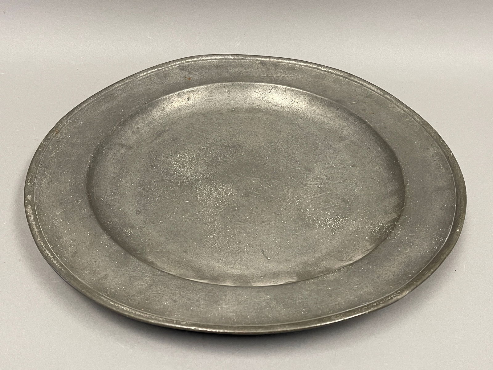 PEWTER CHARGER IN DARK FINISH: PEWTER CHARGER IN DARK FINISH 15"