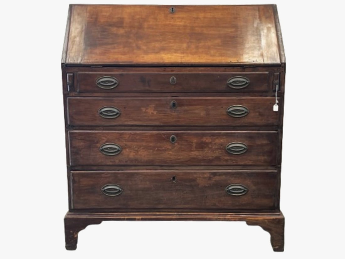 18TH C CHIPPENDALE SLANT FRONT DESK (1 of 6)