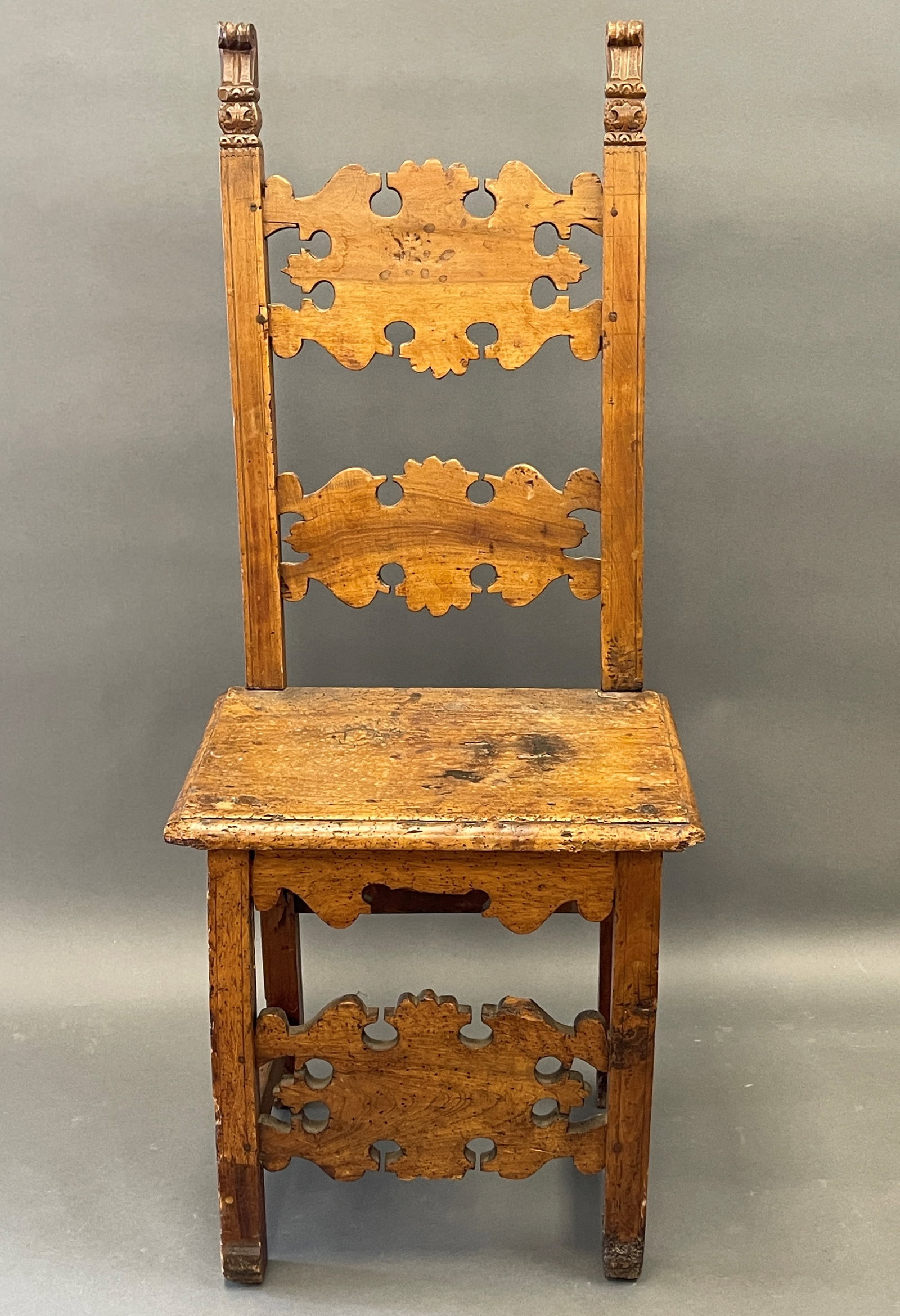 EARLY CARVED CHAIR: EARLY CARVED CHAIR 48" X 19" X 21"