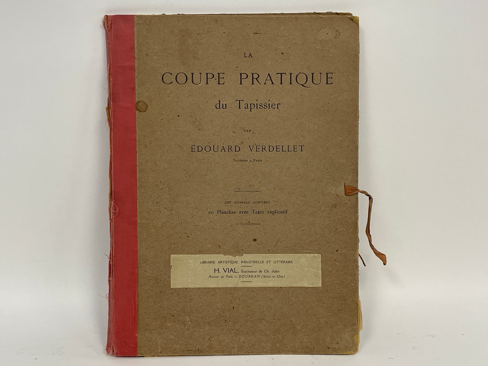 FRENCH MANUAL DATED 1896 PARIS FOR WINDOW TREATMENTS: FRENCH MANUAL DATED 1896 PARIS FOR WINDOW TREATMENTS , SIZE OF WINDOWS CURTAINS VALANCES PROFUSELY ILLUSTRATED 12" X 16"