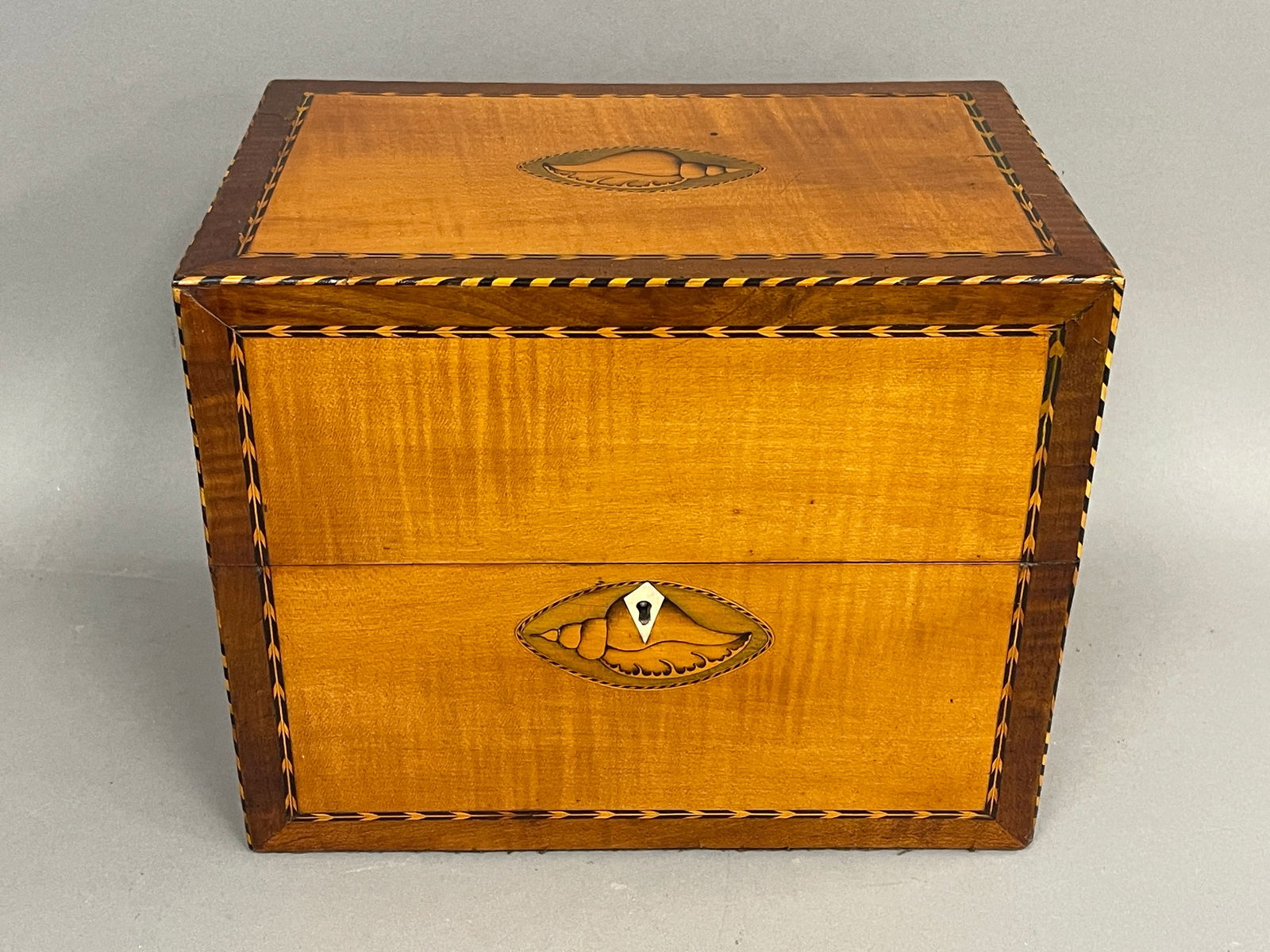 19TH C SATINWOOD DECANTER BOX (1 of 6)