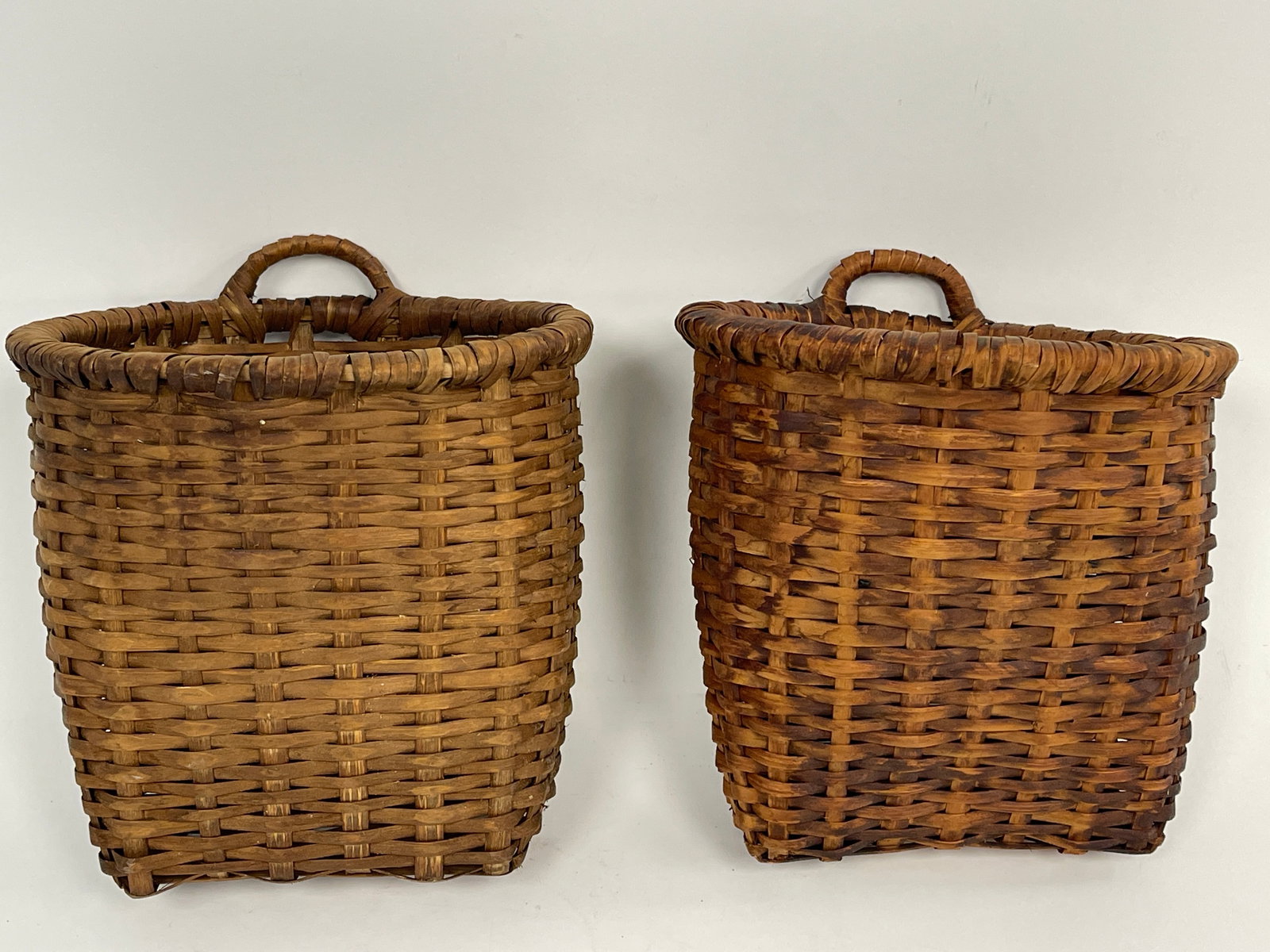 PAIR OF ANTIQUE AND UNUSUAL SHAPE BASKETS SUITABLE FOR WALL MOUNTING: PAIR OF ANTIQUE AND UNUSUAL SHAPE BASKETS SUITABLE FOR WALL MOUNTING 10 X 10