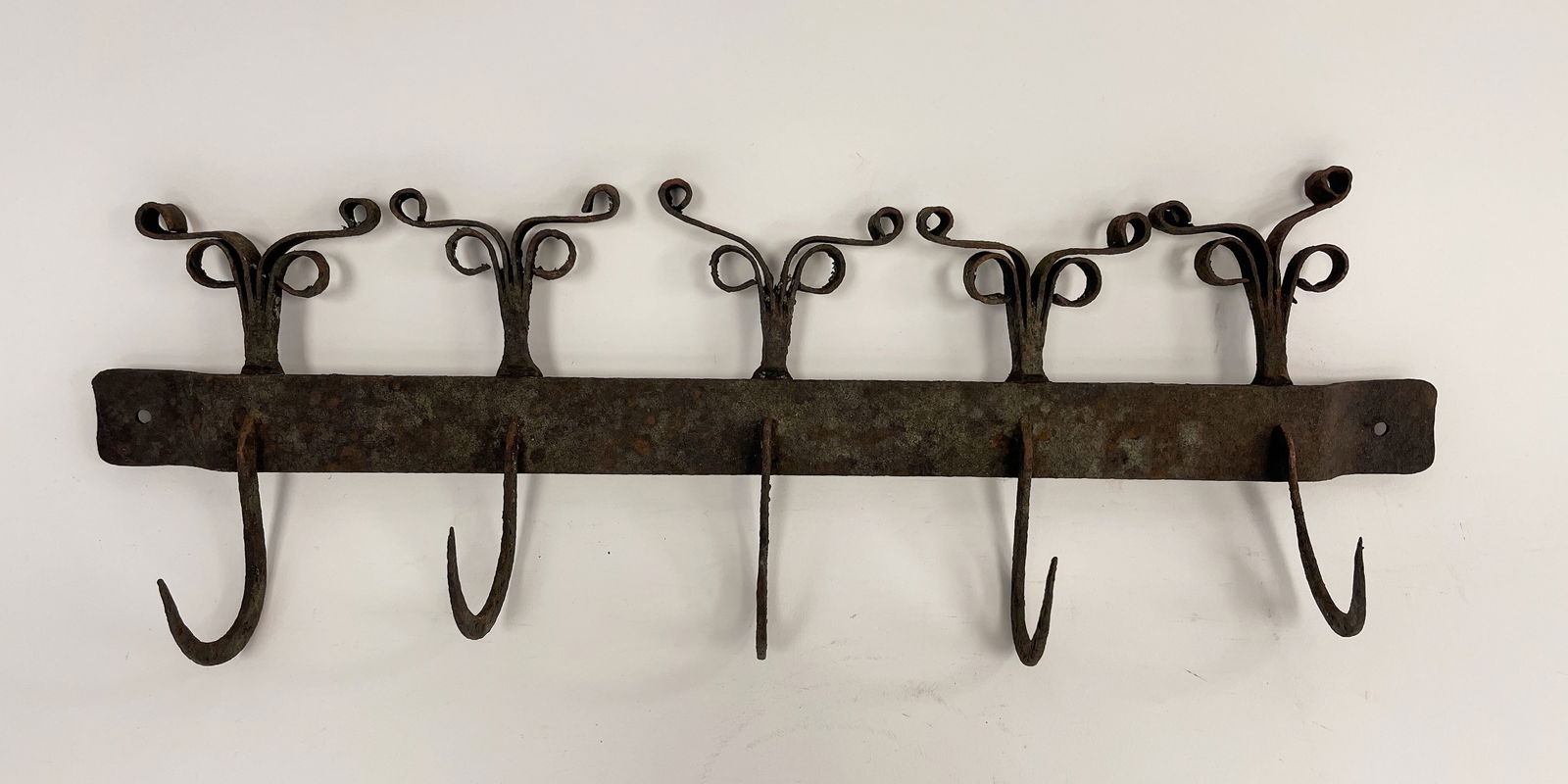 EARLY FORGED IRON RACK W/ PHEASANT HOOKS AND FORGED FINIALS (1 of 3)