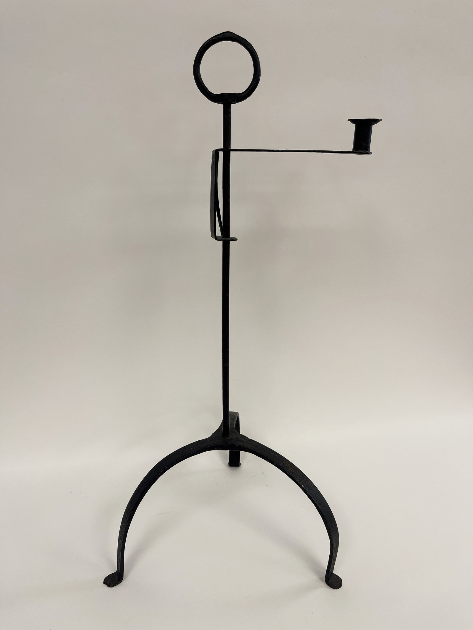 IRON SPIDER LEG CANDLES HOLDER: IRON SPIDER LEG CANDLES HOLDER 29" X 8"