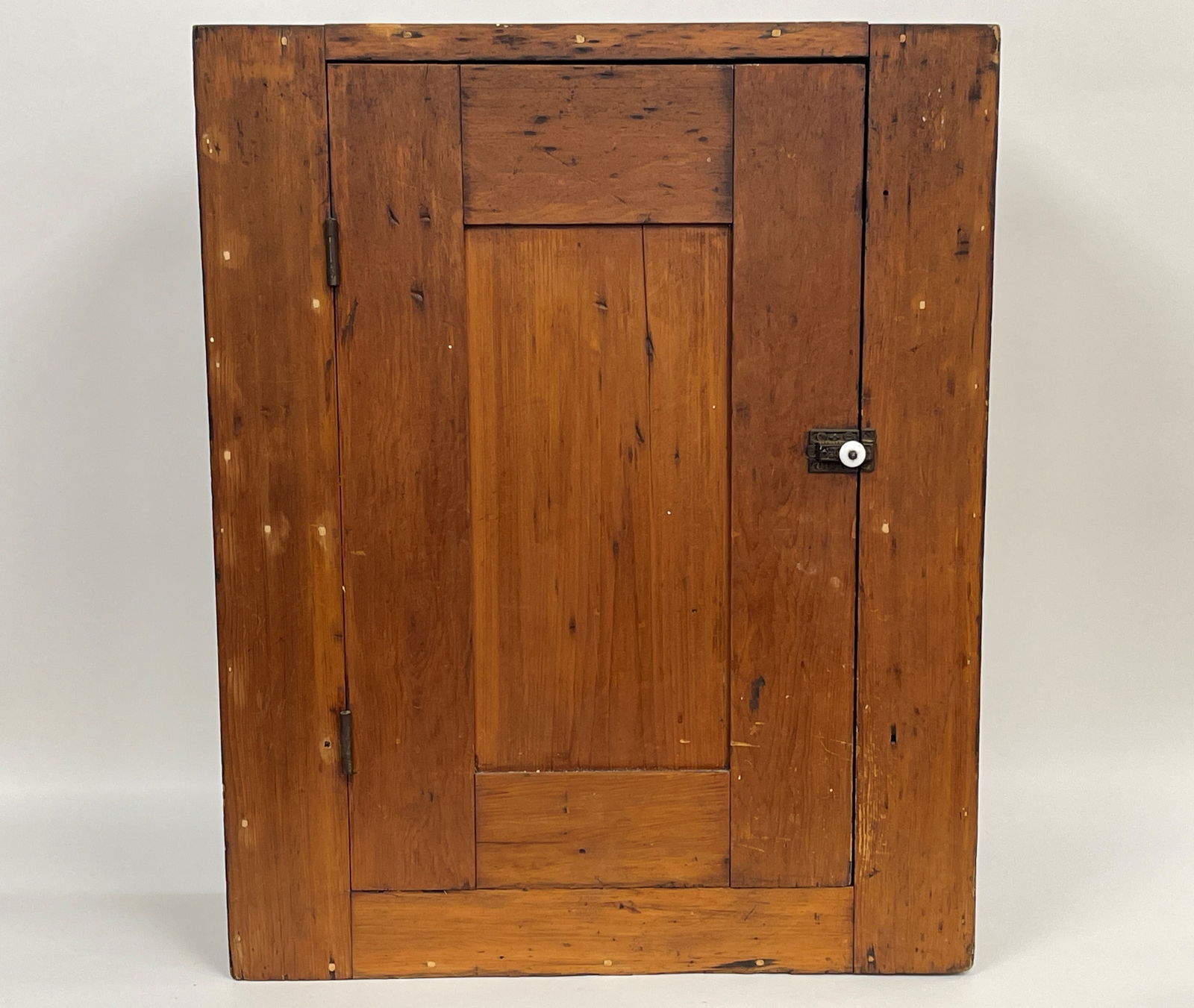 19TH C HANGING CUPBOARD (1 of 5)