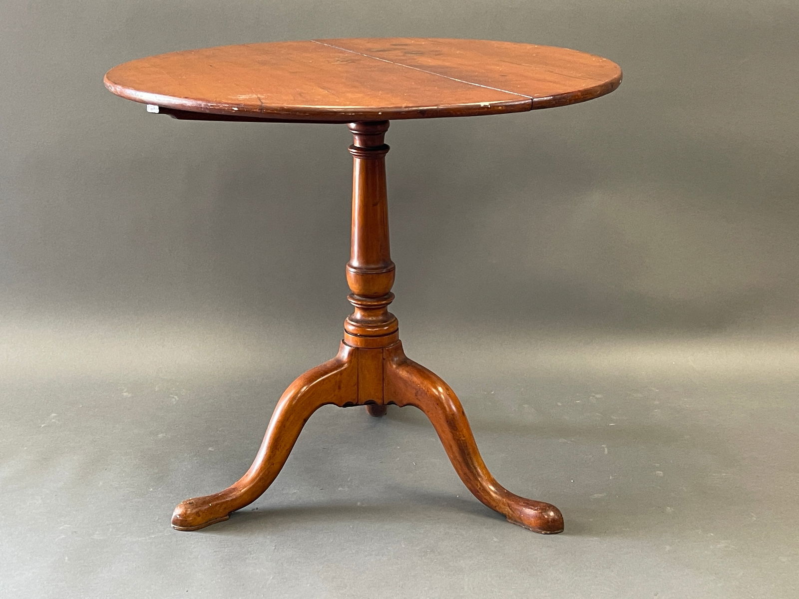 18TH C MAPLE TILT TOP TEA TABLE (1 of 4)