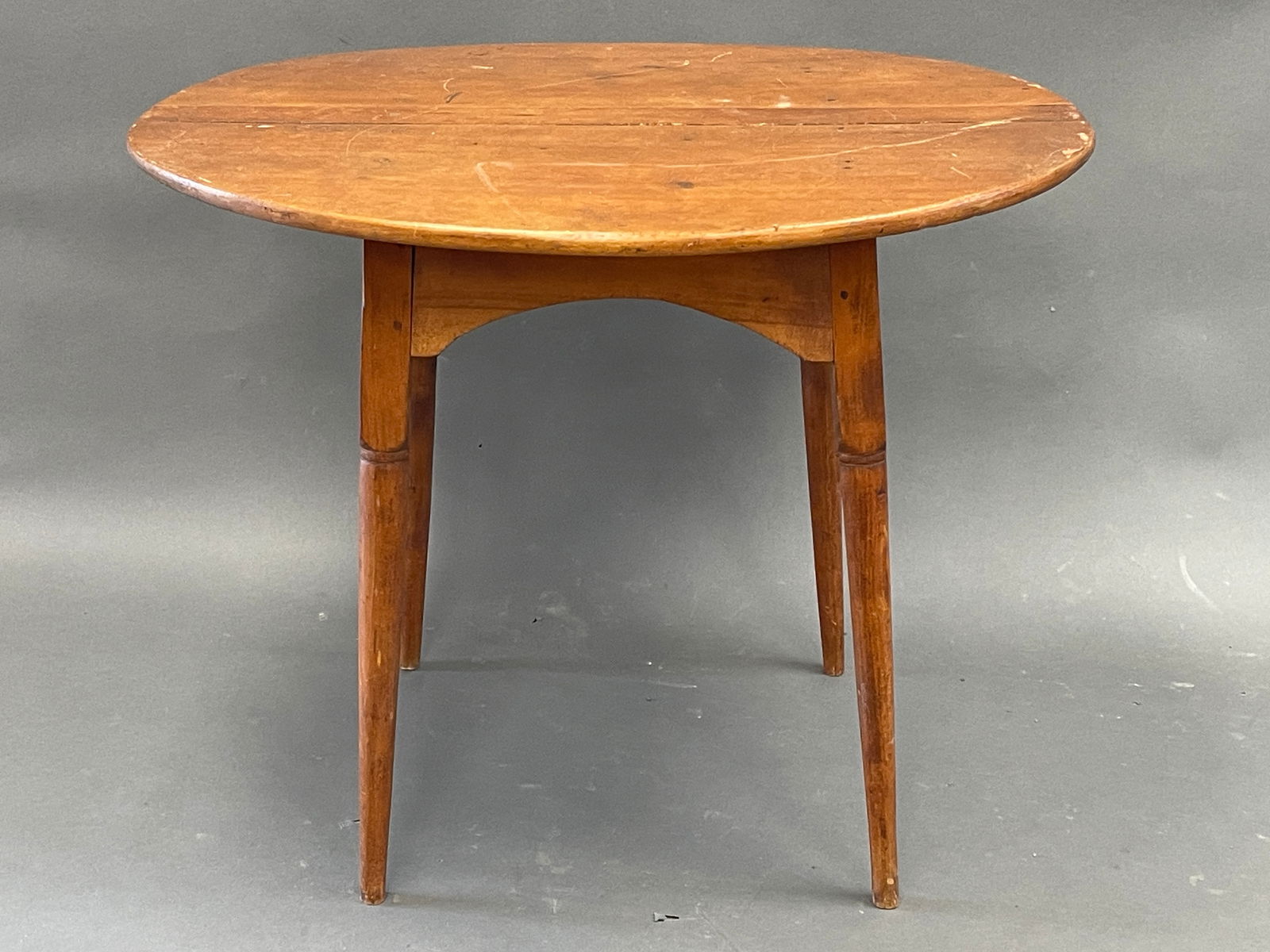 18TH C TEA TABLE (1 of 3)