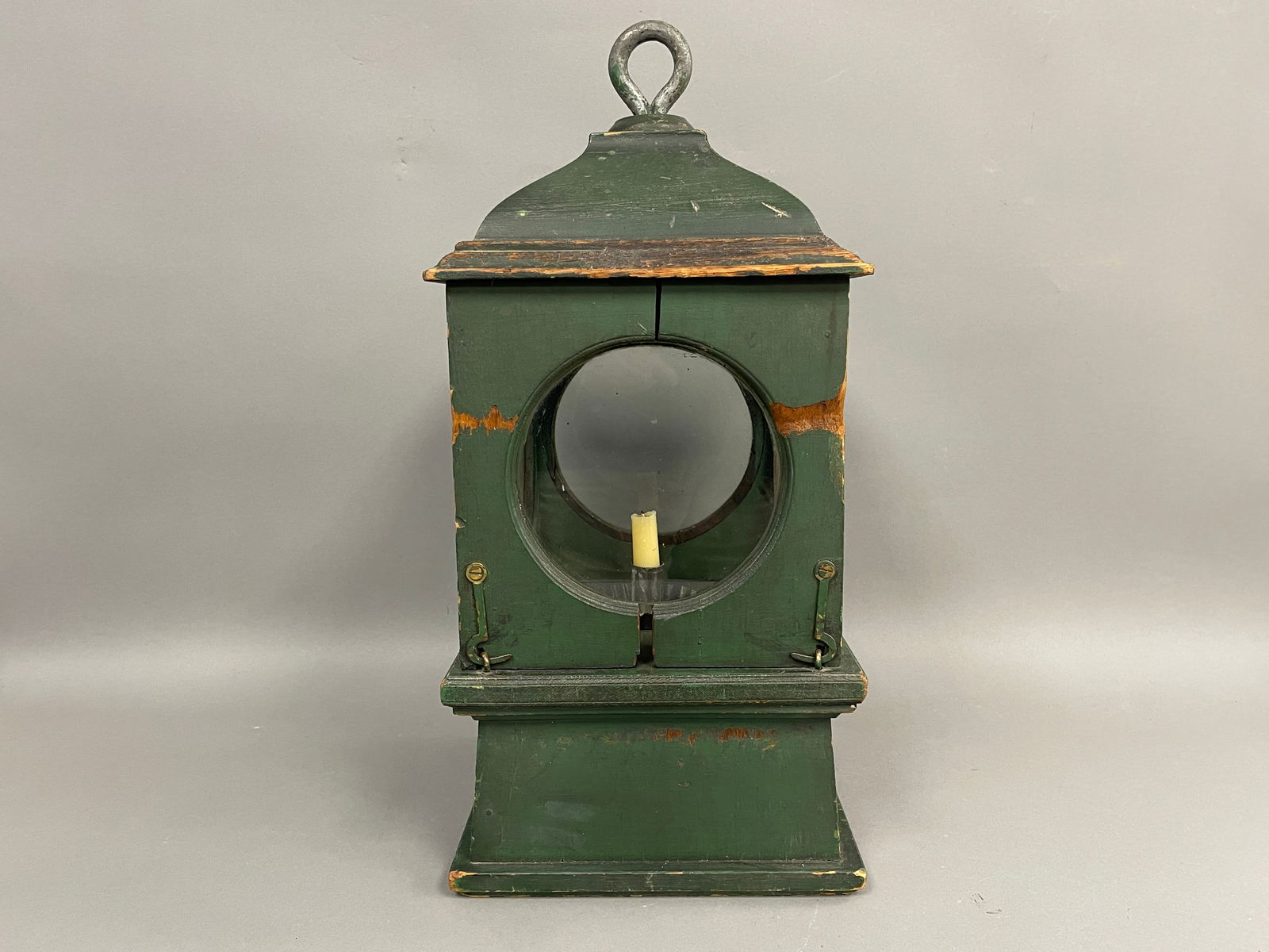 LARGE GREEN PAINTED WOODEN LANTERN (1 of 7)