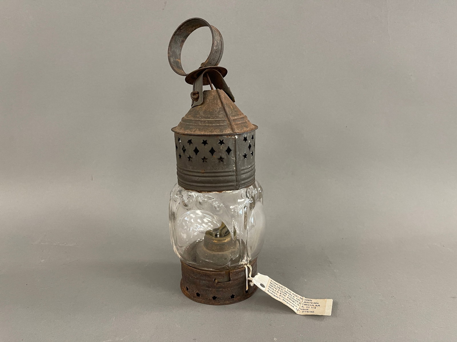EARLY 1830 WHALE OIL LANTERN: EARLY 1830 WHALE OIL LANTERN FROM THE AXTELL COLLECTION 11"