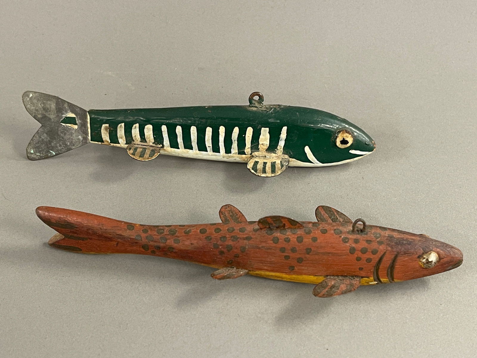 TWO SMALL PAINTED FISH DECOYS (1 of 3)