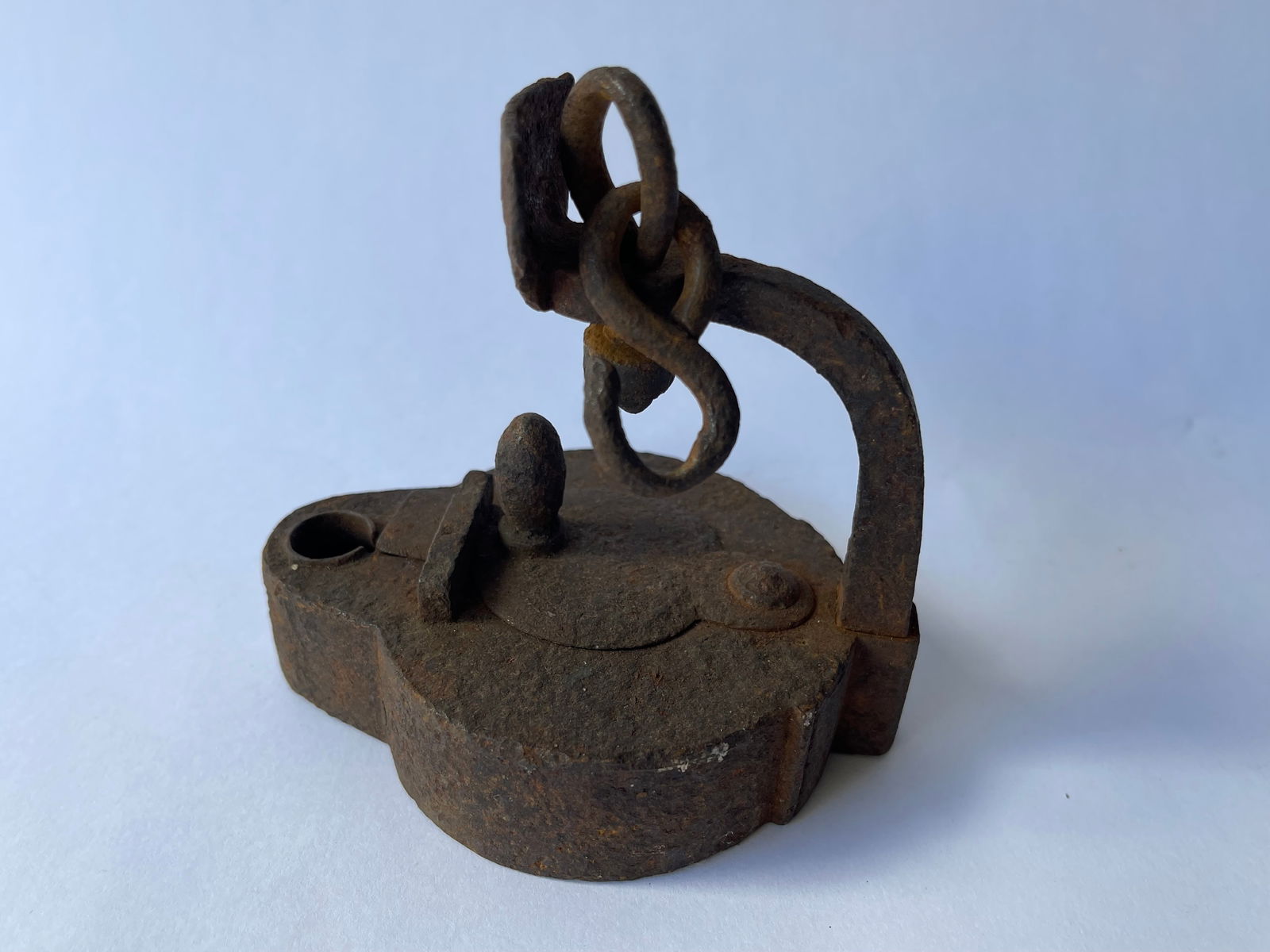 18TH C IRON BETTY LAMP (1 of 2)