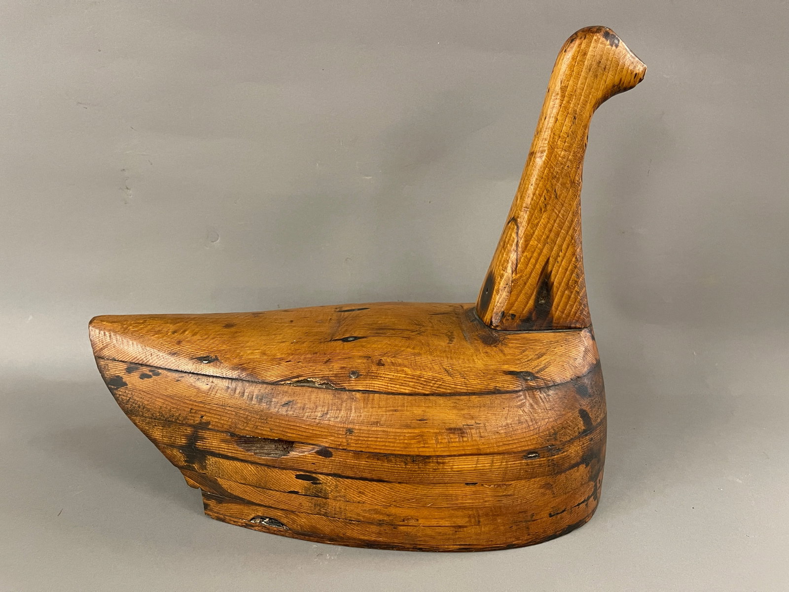 WOODEN DECOY: WOODEN DECOY 16" X 15"