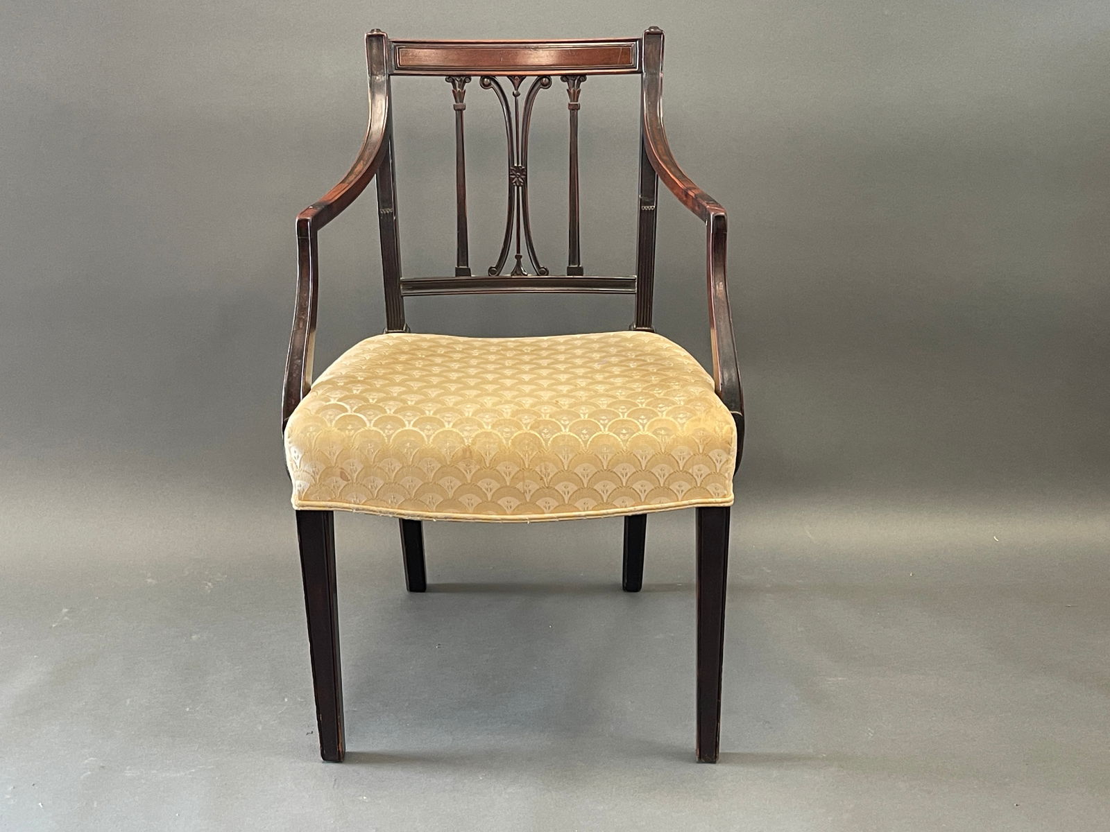 HEPPLEWHITE ARMCHAIR , MAHOGANY ENGLISH 1790-1810 (1 of 3)