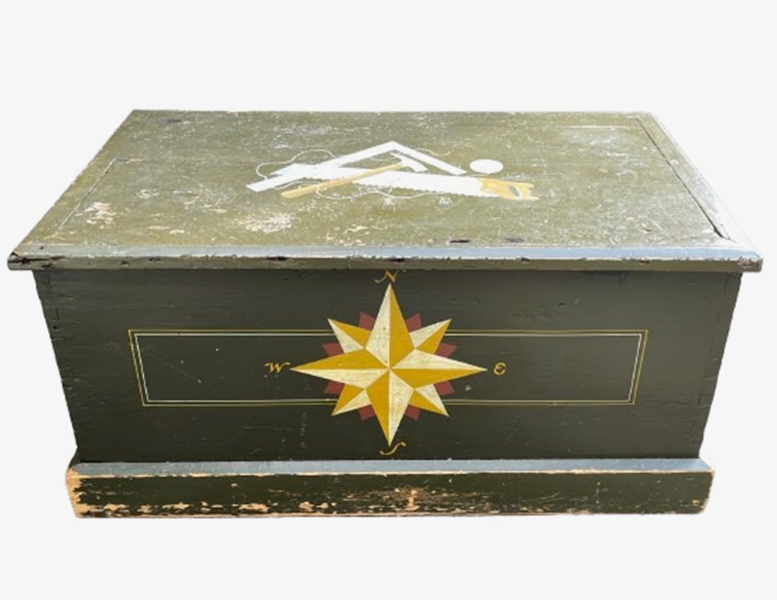 CARPENTERS TOOL CHEST (1 of 4)