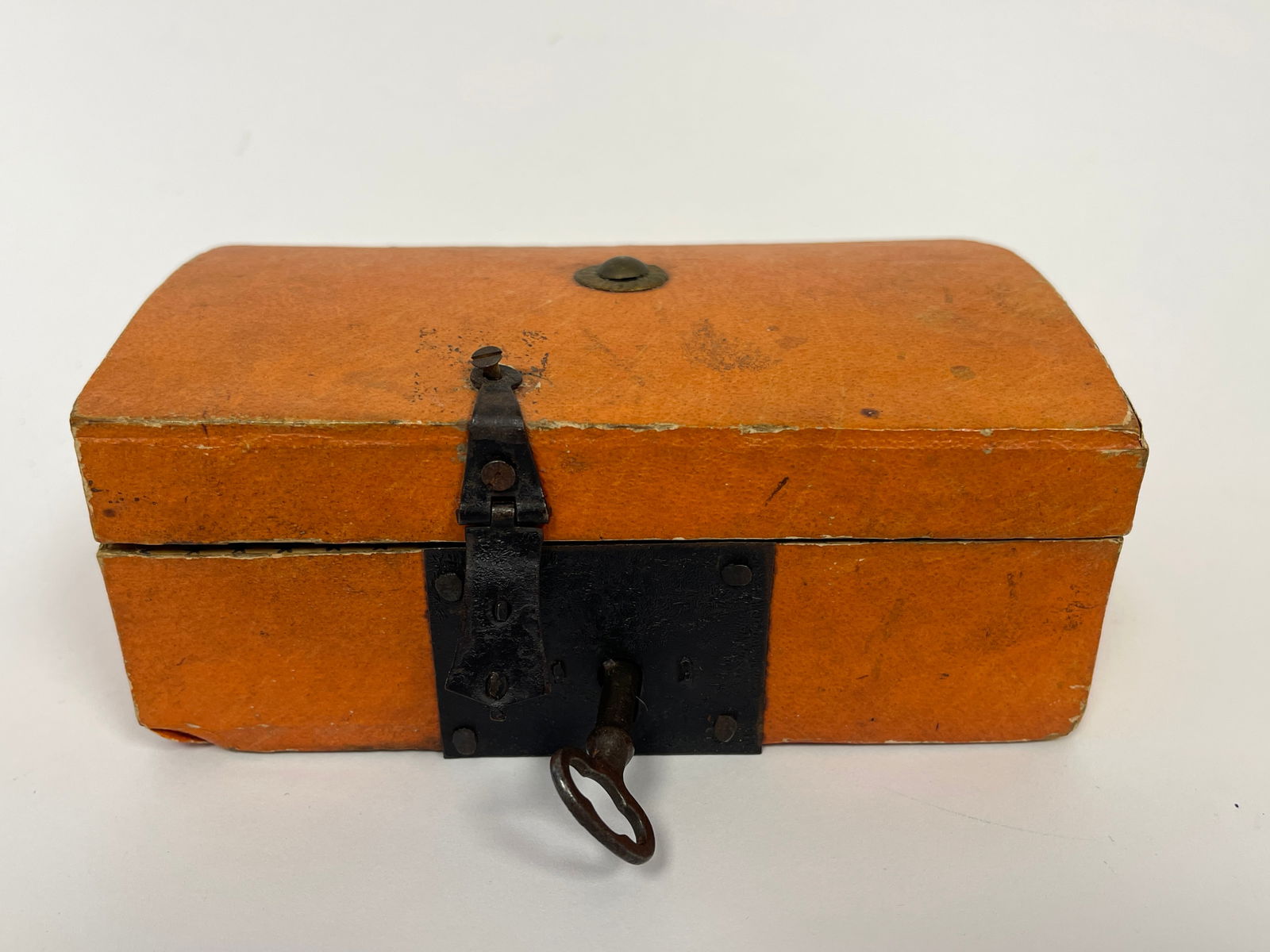 EARLY PAINTED WALLPAPER BOX W/ LOCK & KEY (1 of 6)