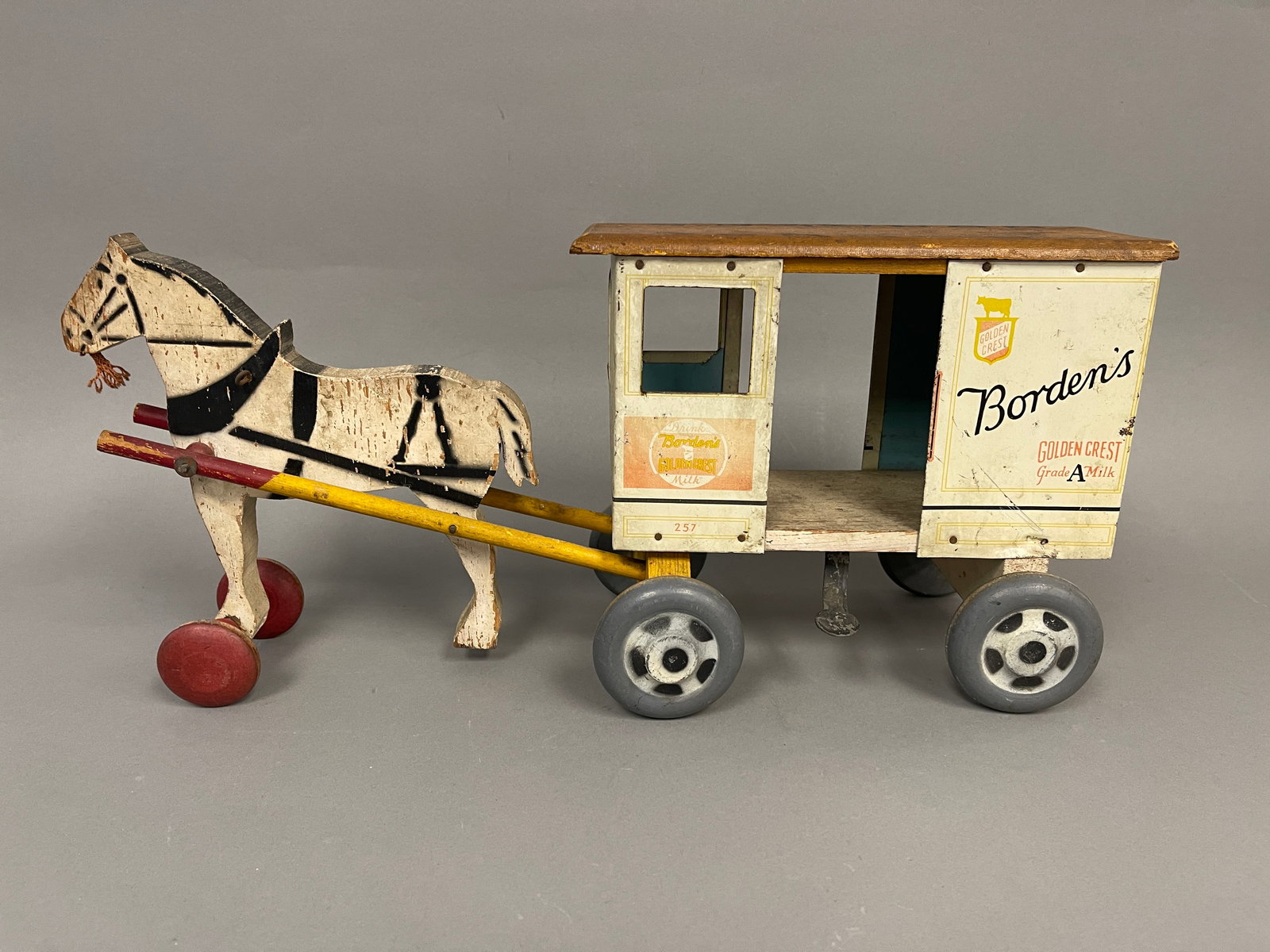 PULL TOY BORDEN'S MILK WAGON: PULL TOY BORDEN'S MILK WAGON 18" X 9"