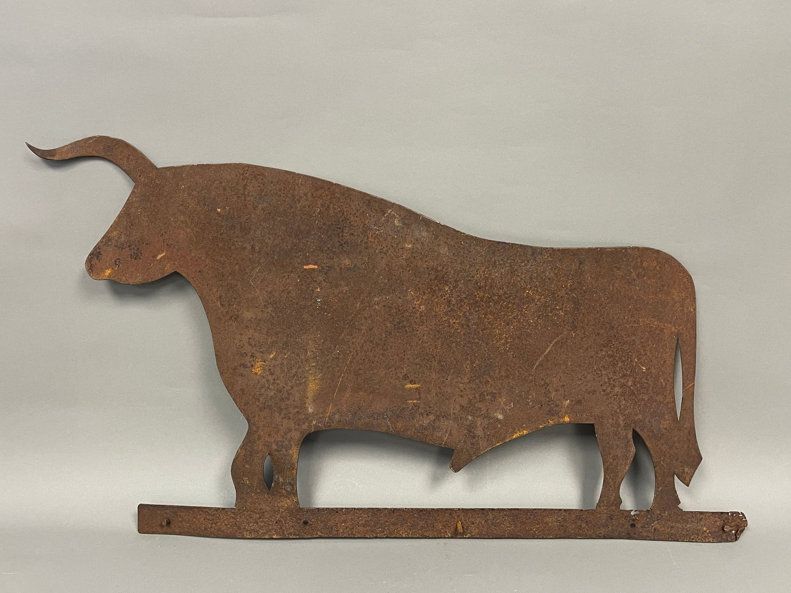 IRON TRADE SIGN OF A BULL (1 of 4)