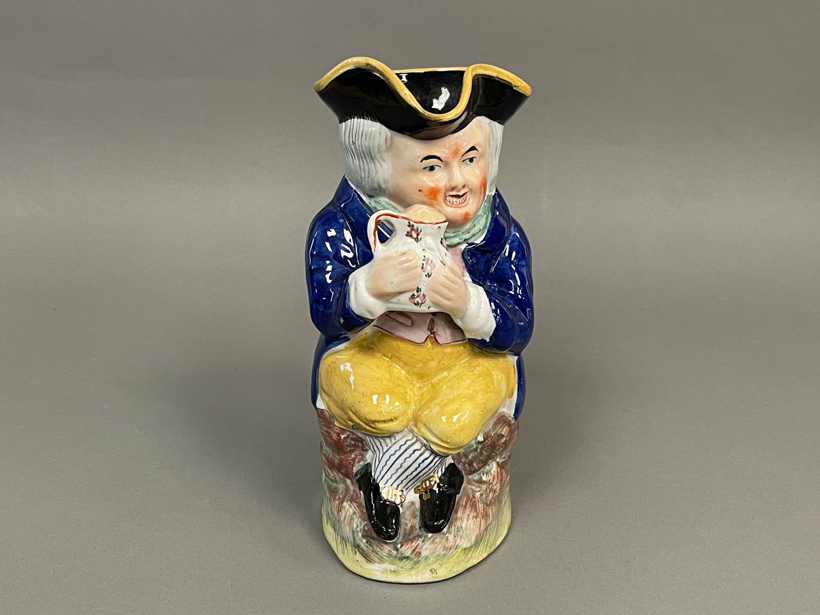 EARLY STAFFORDSHIRE TOBY JUG (1 of 5)