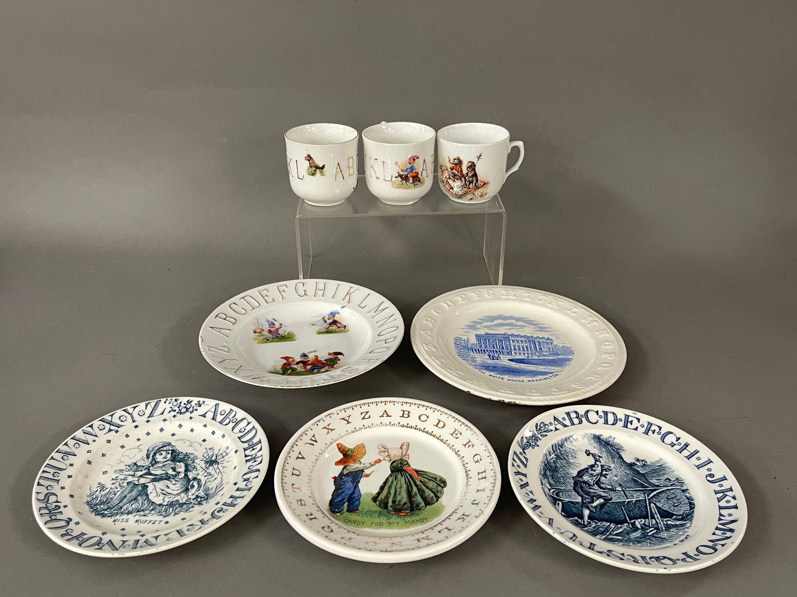 LOT ABC WARES: C/S WITH GNOMES, 4 PLATES,2 CUPS: LOT ABC WARES: C/S WITH GNOMES, 4 PLATES,2 CUPS