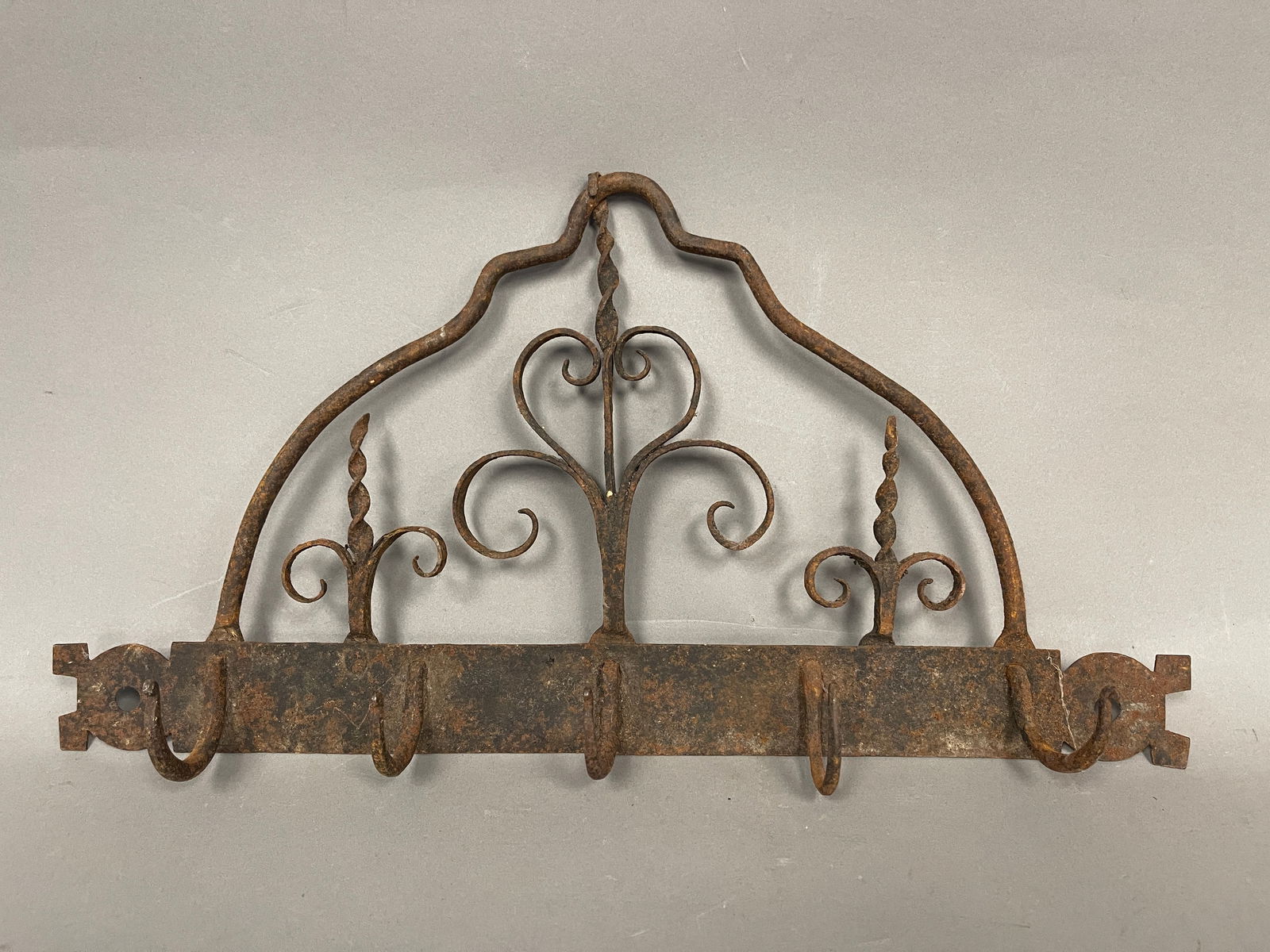 18TH C HEART DECORATED IRON UTENSIL HOLDER (1 of 2)