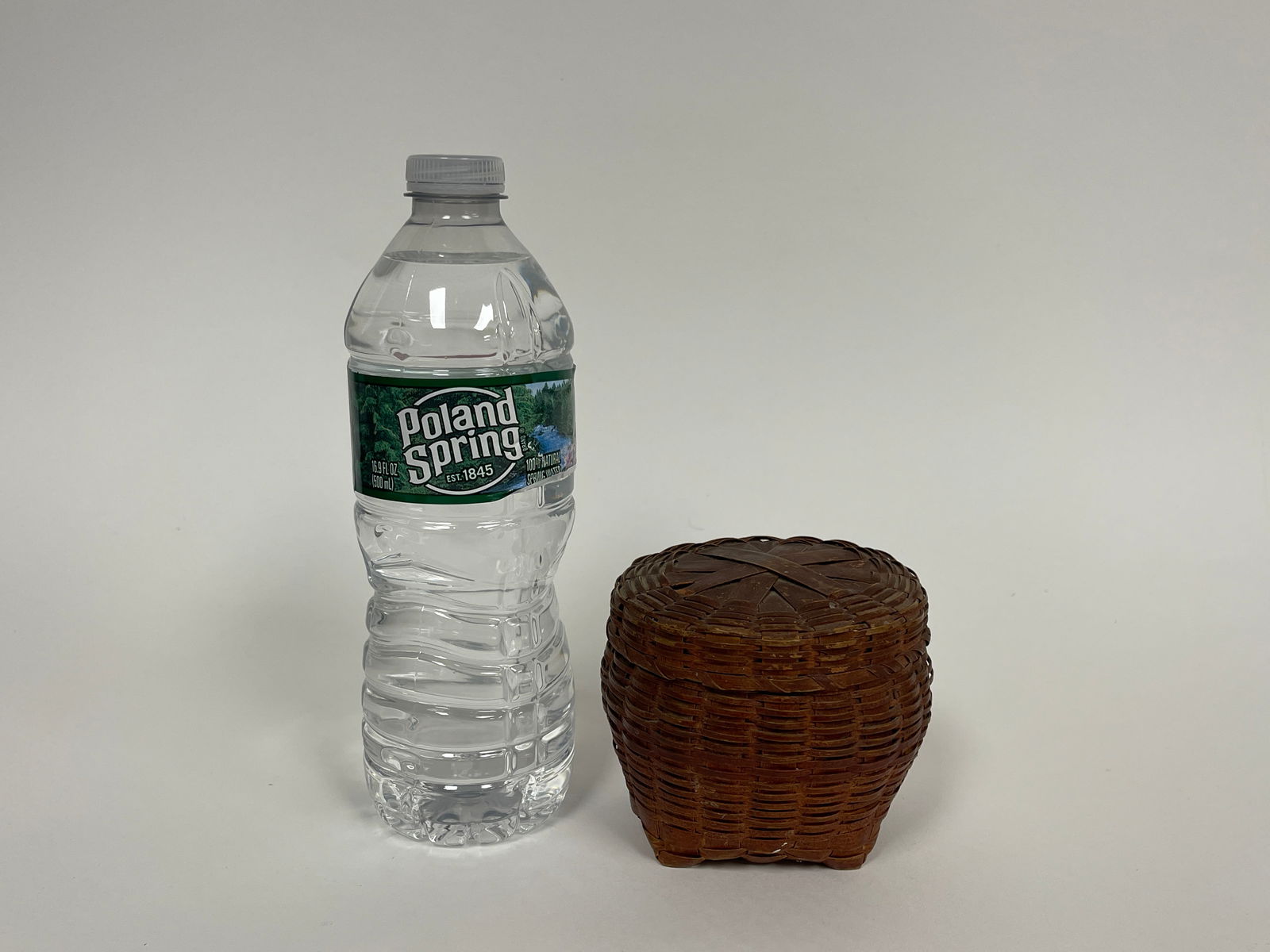 RARE MINIATURE LIDDED BASKET (1 of 6)