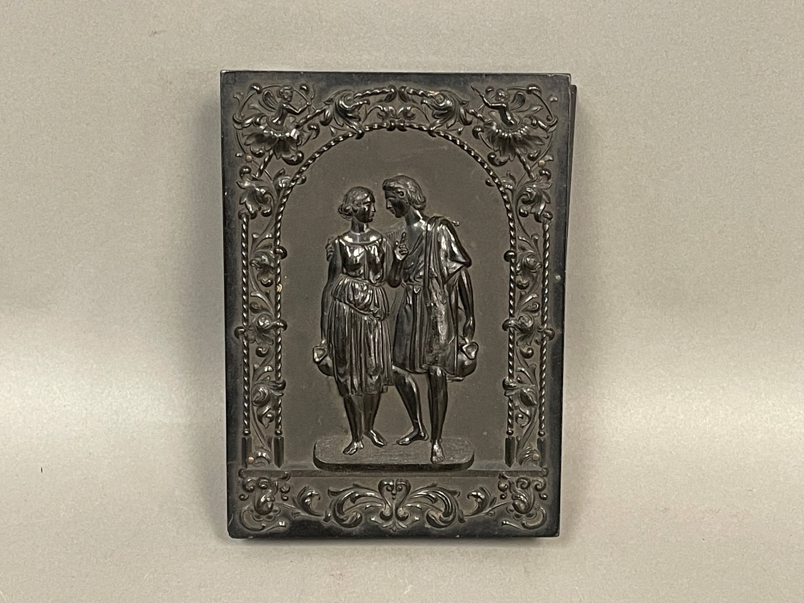 GUTTA PERCHA CASE WITH 5 AMBROTYPES: GUTTA PERCHA CASE WITH 5 AMBROTYPES 4" X 5.5"