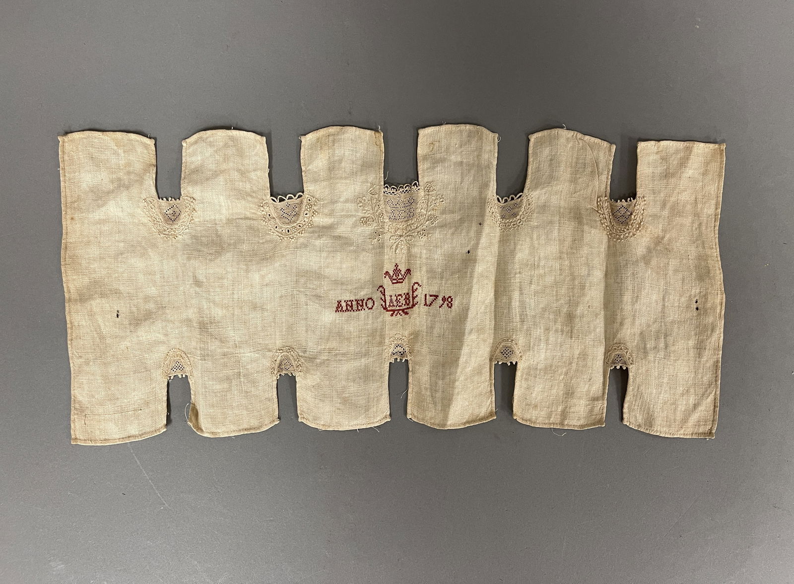 UNUSUAL DATED 1798 NEEDLEWORK TEXTILE ALL ORIGINAL IN FINE CONDITION: UNUSUAL DATED 1798 NEEDLEWORK TEXTILE ALL ORIGINAL IN FINE CONDITION 6 X 13