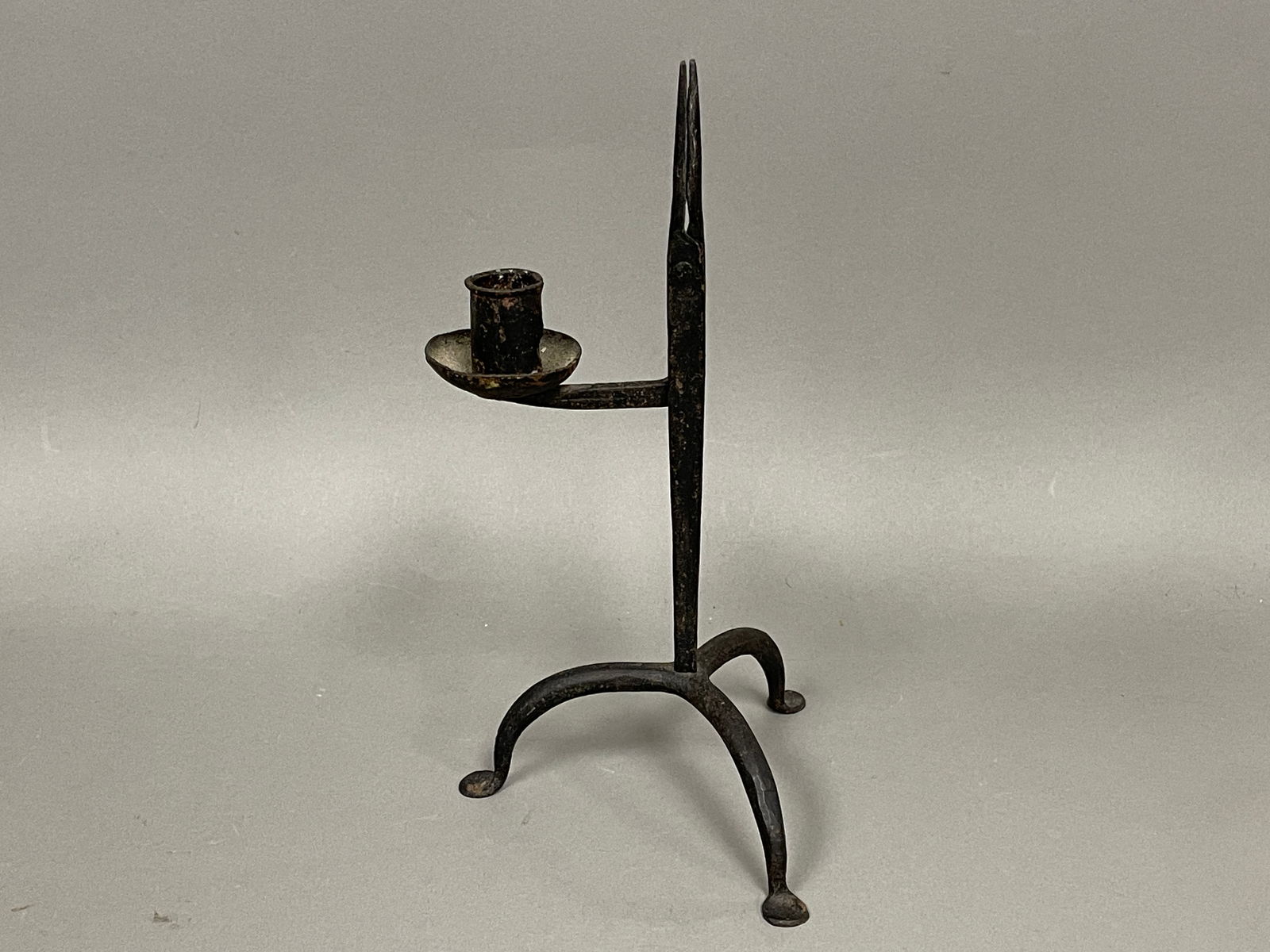 FINE 18TH C WROUGHT IRON RUSHLIGHT (1 of 3)