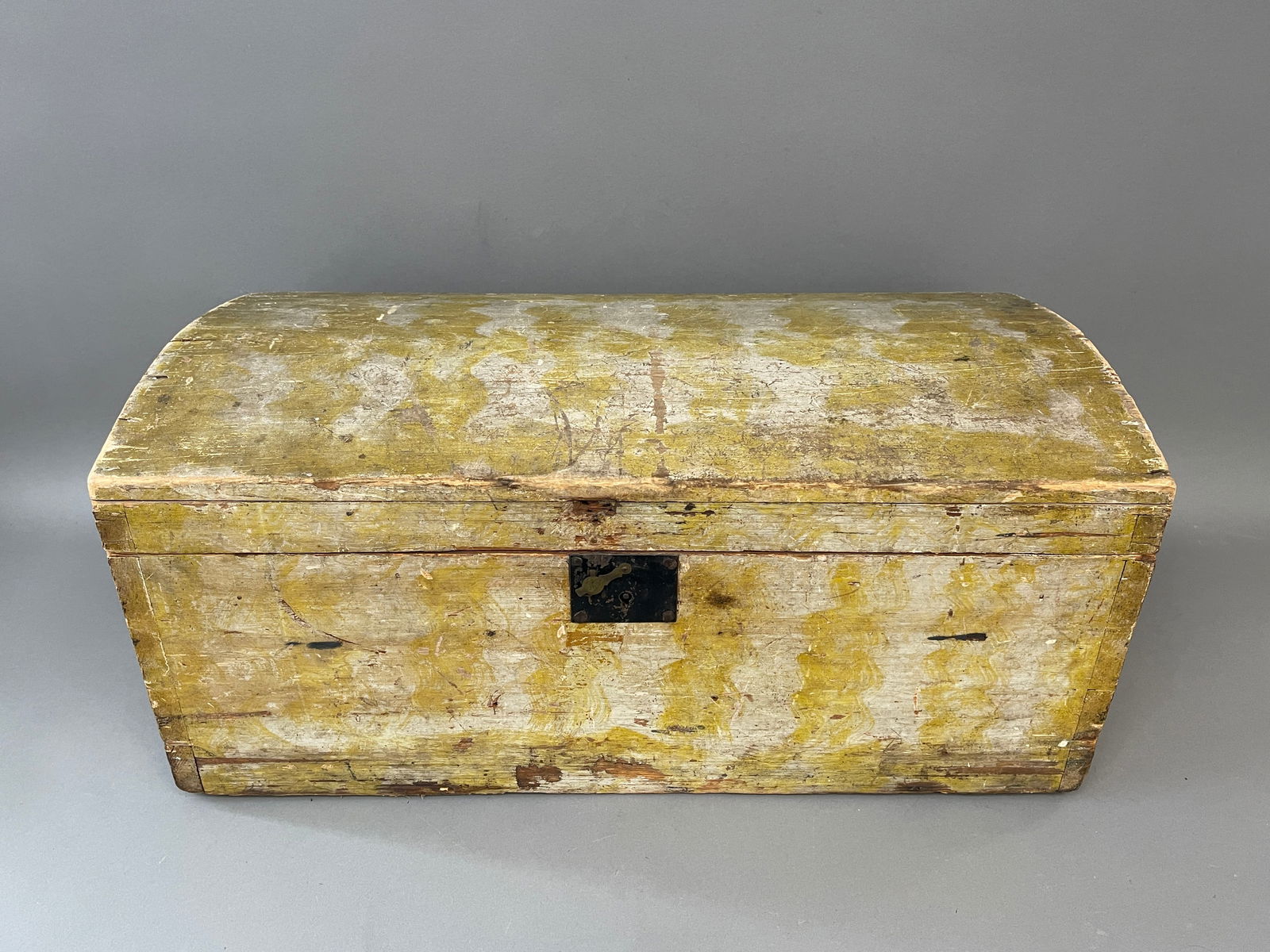 PAINTED 19TH C DOME TOP BOX IN ORIGINAL YELLOW AND BUTTERCREAM (1 of 5)