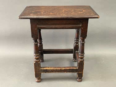 JOINT STOOL IN OLD SURFACE